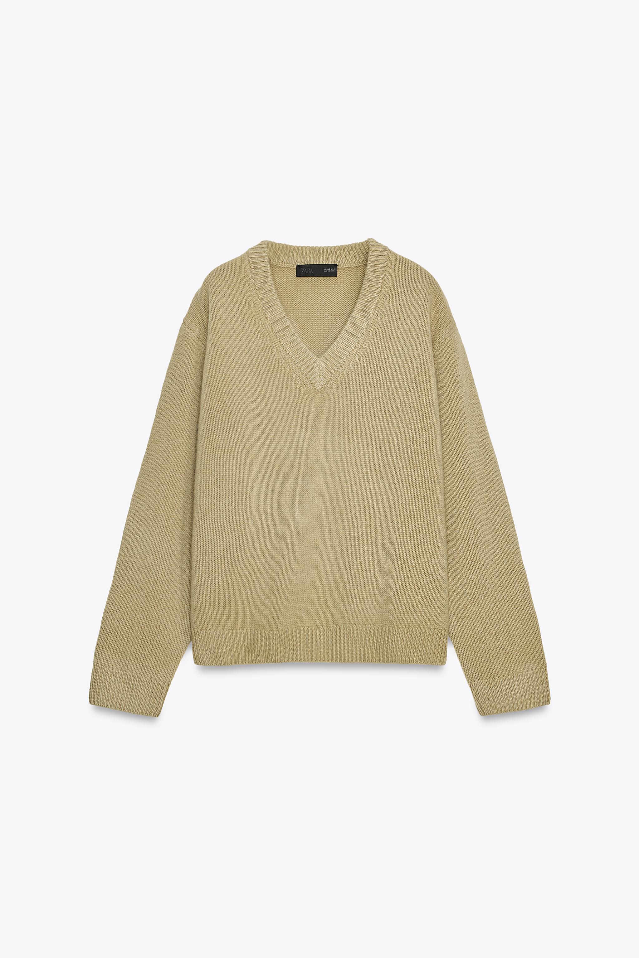 100% WOOL BASIC KNIT V-NECK SWEATER