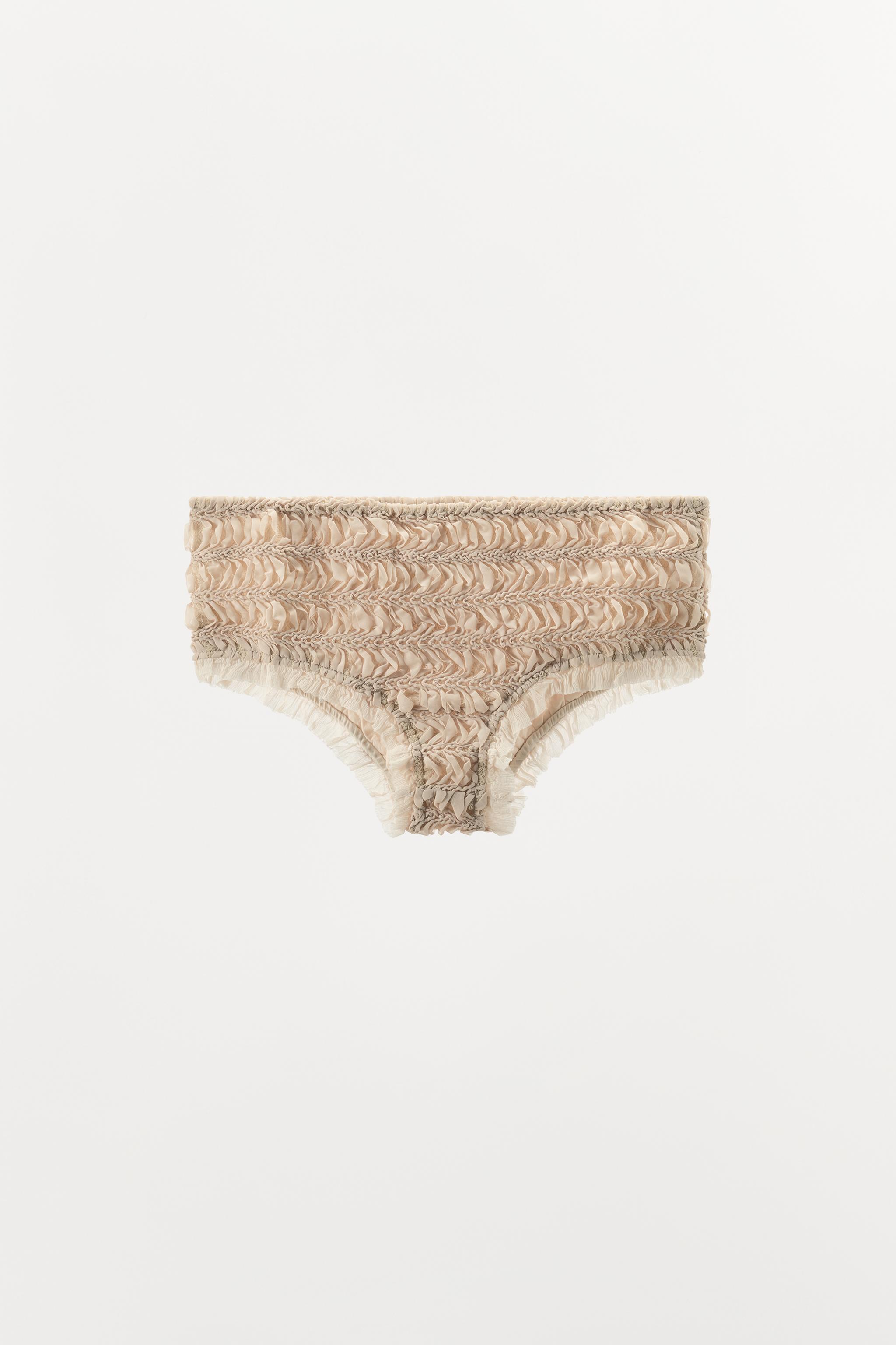 TEXTURED MINI SHORTS