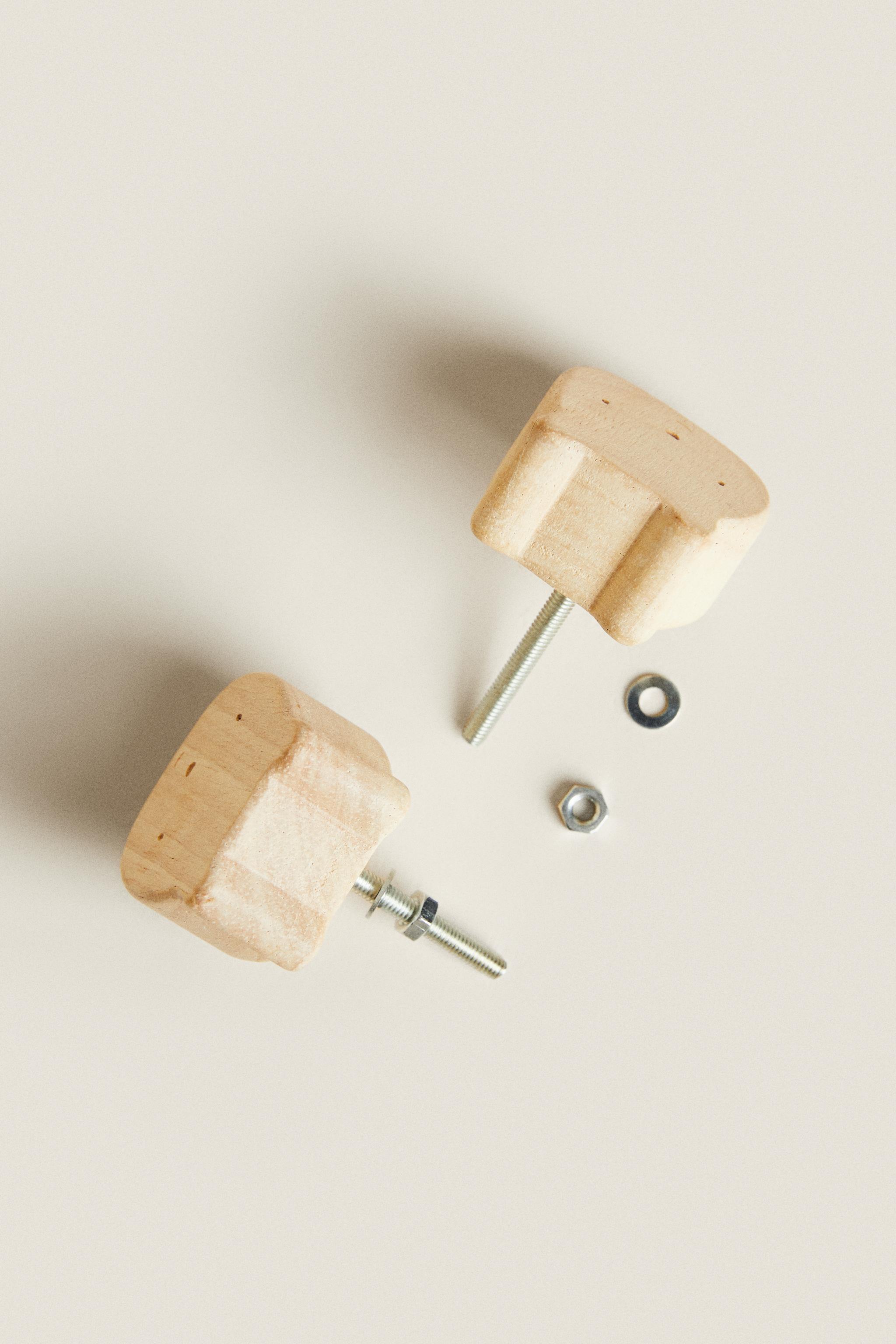 SET OF CHILDREN’S BEAR KNOBS (SET OF 2)