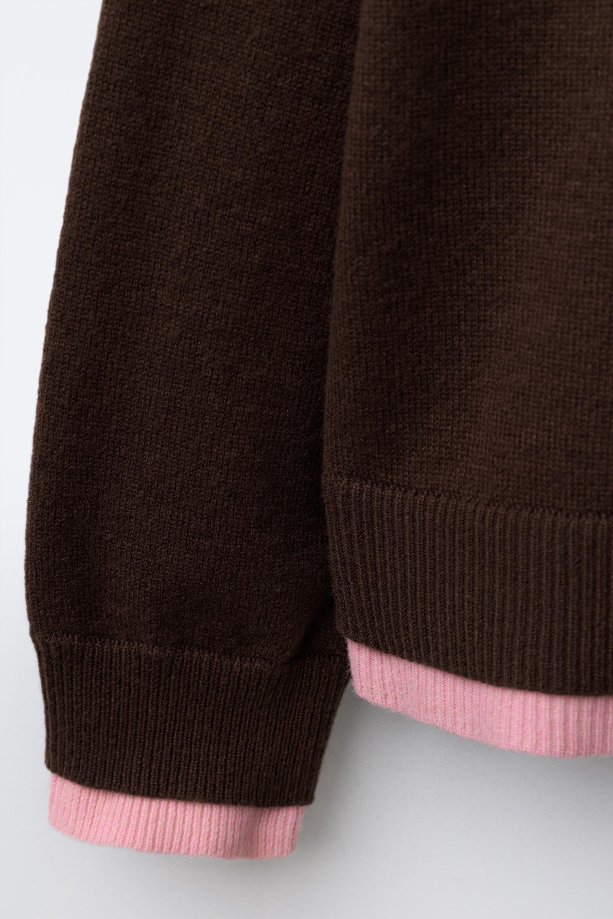 DOUBLE LAYER TRIM KNIT SWEATER