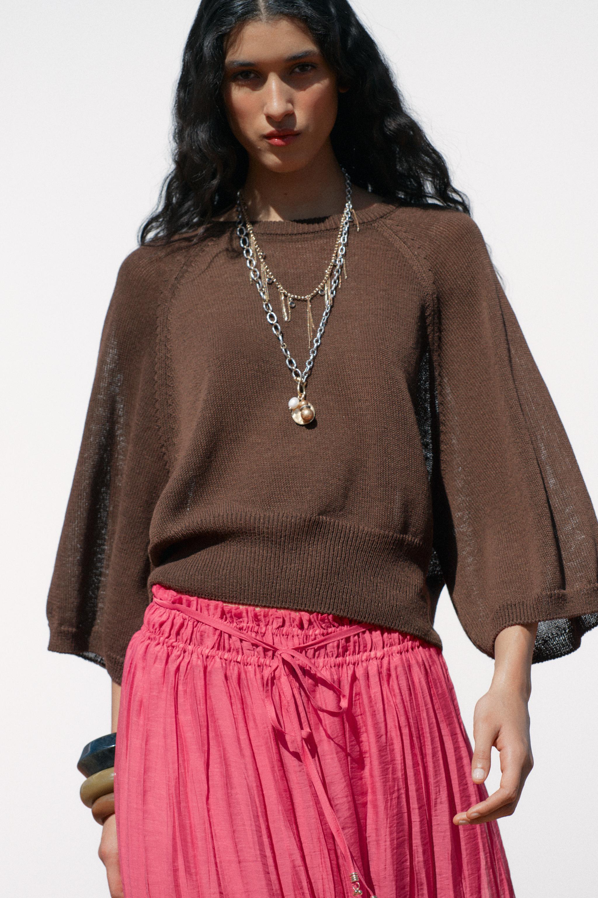 WIDE SLEEVE KNIT SWEATER