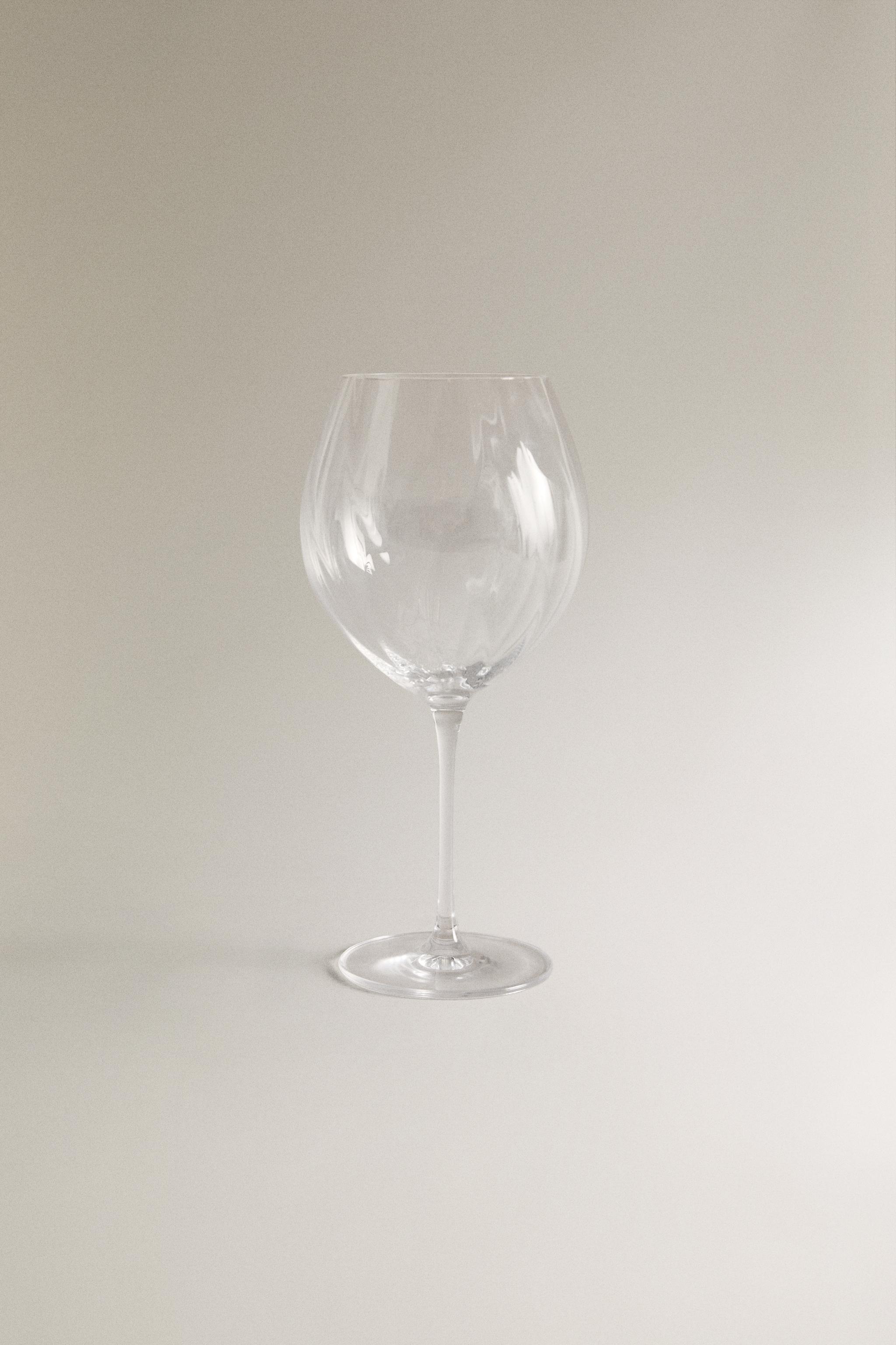 TEXTURED CRYSTALLINE WINE GLASS