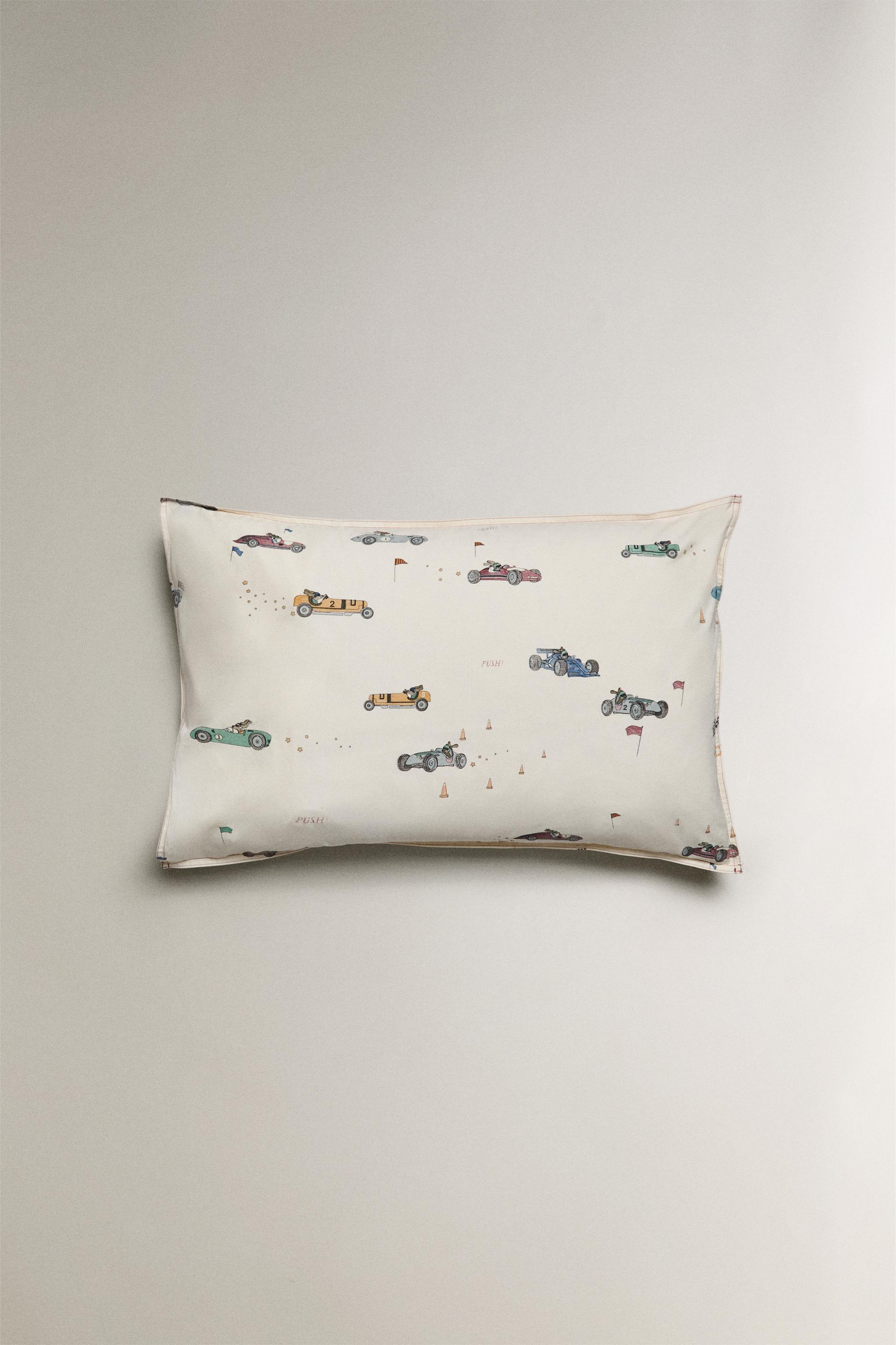 CHILDREN'S RACING DOG PILLOWCASE