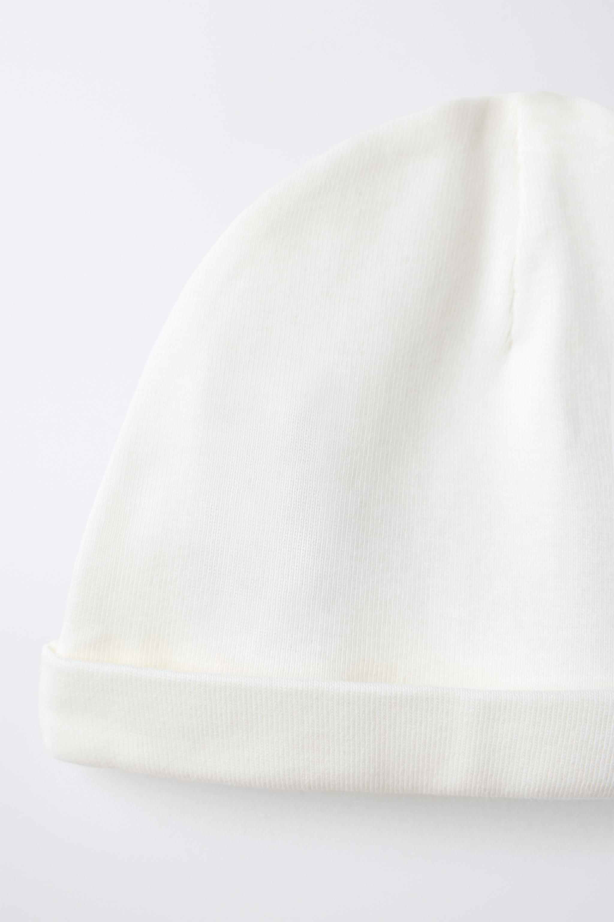 NEWBORN SET AND POUCH