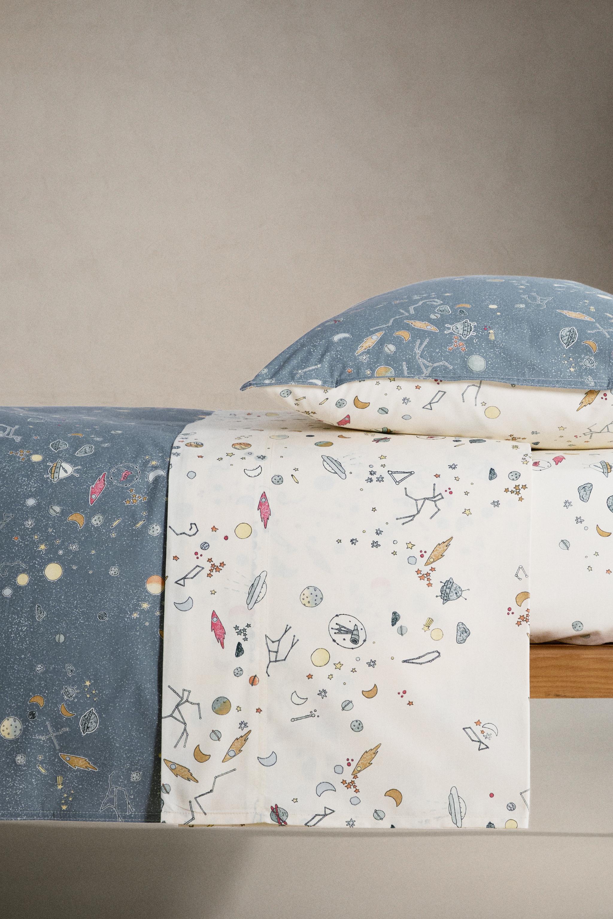 CHILDREN'S REVERSIBLE DUVET COVER SPACE