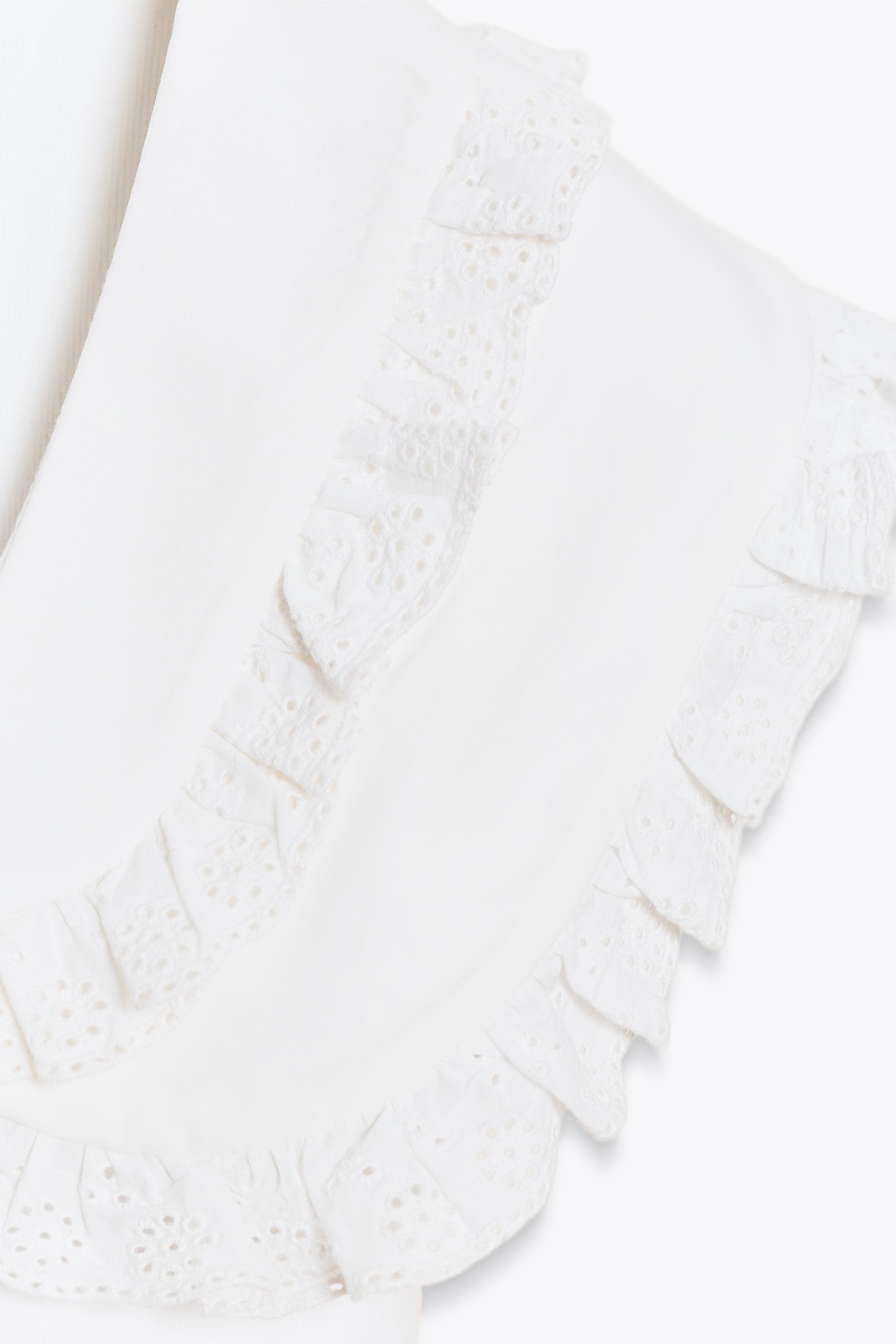 PETER PAN COLLAR T-SHIRT