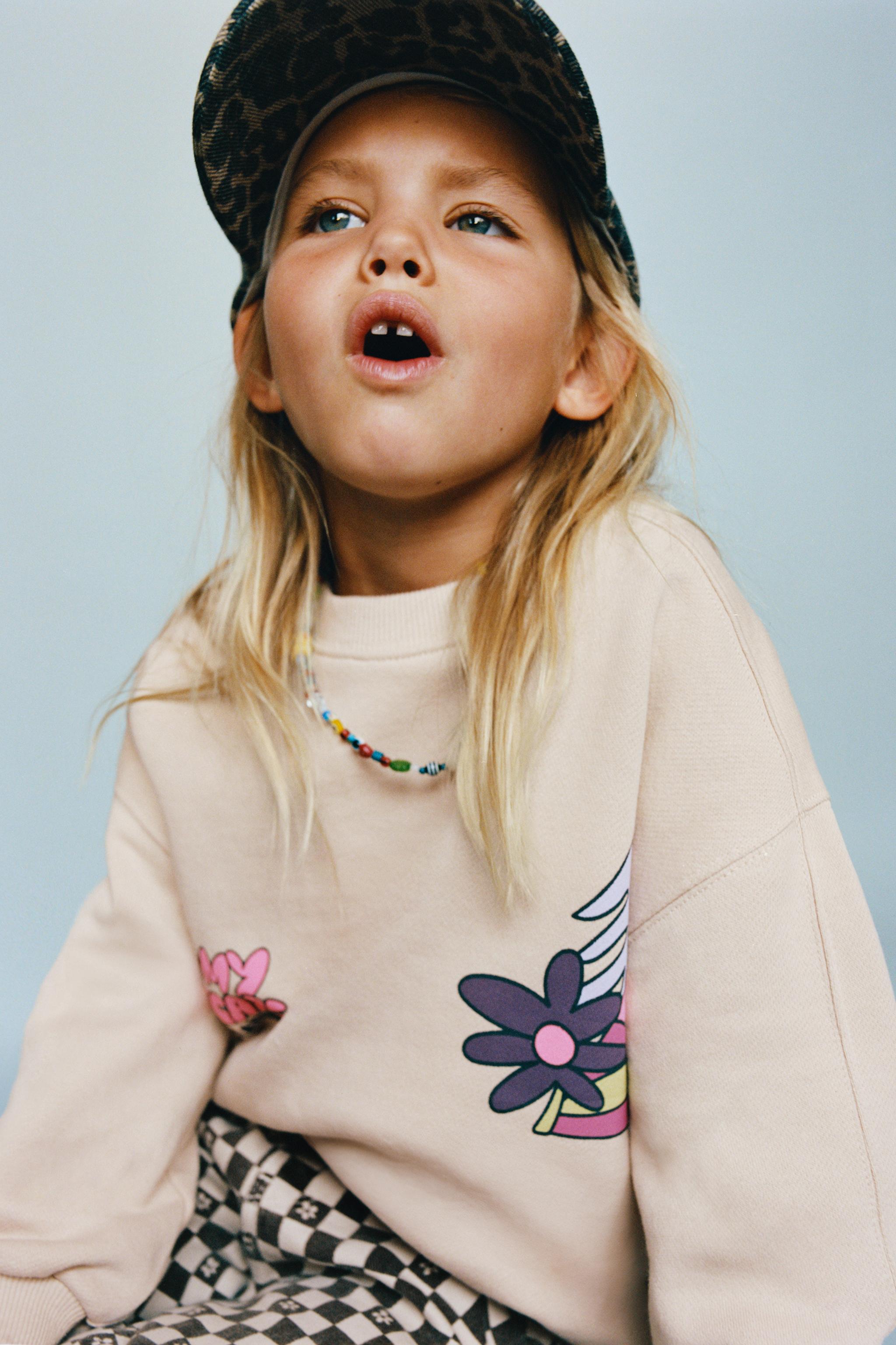 MOUNTAIN PRINT SWEATSHIRT