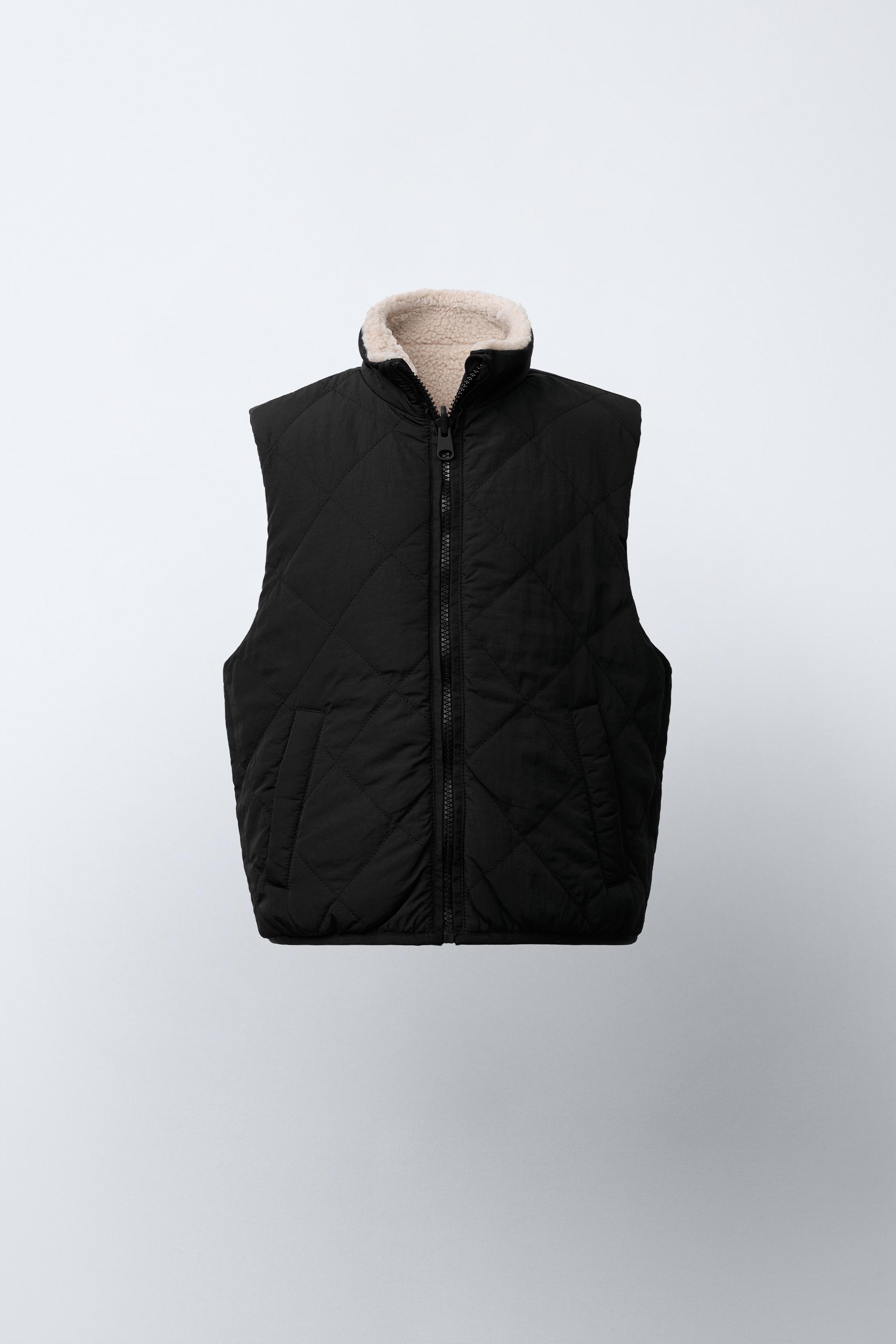 REVERSIBLE FLEECE VEST