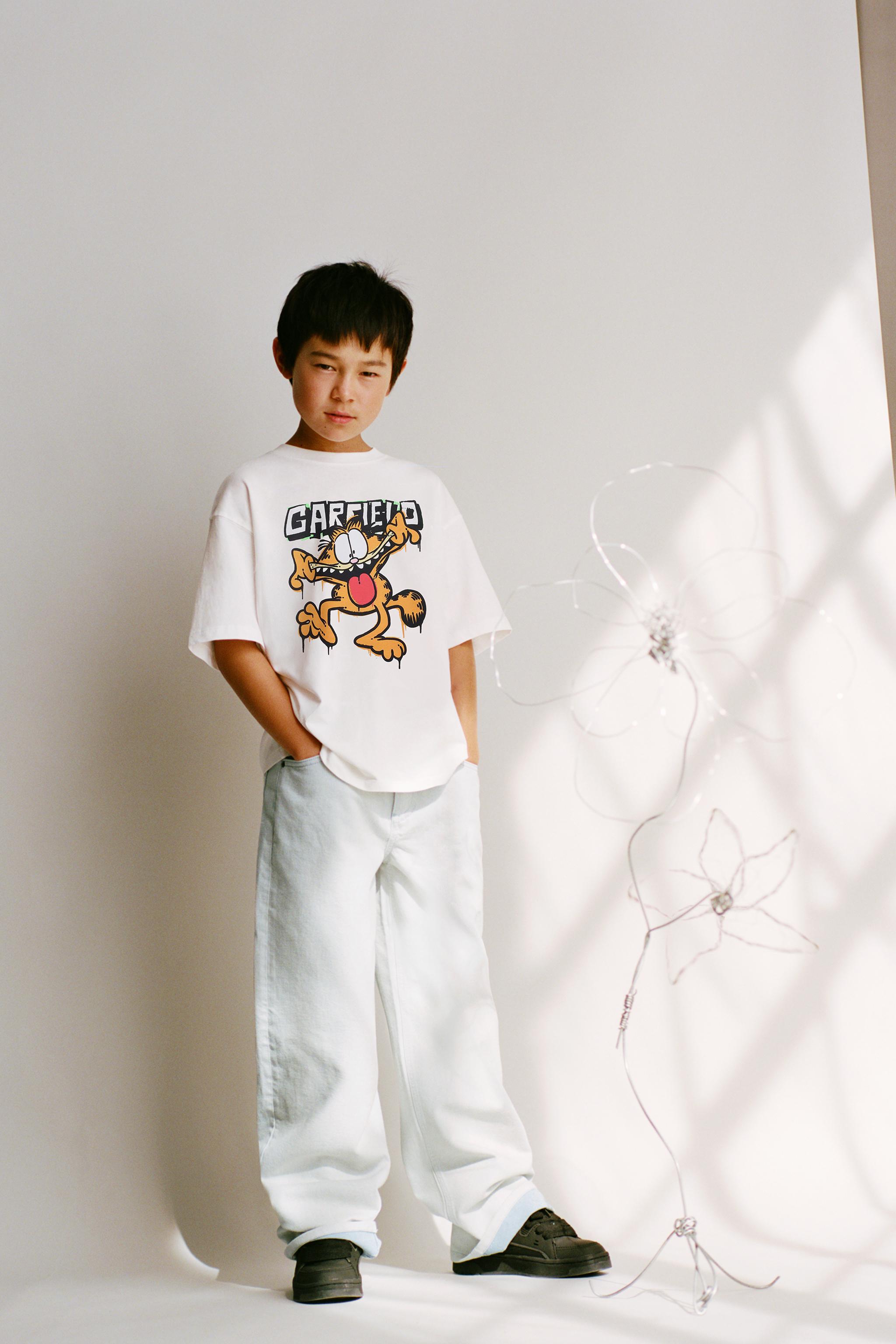 GARFIELD © PAWS INC PRINT T-SHIRT