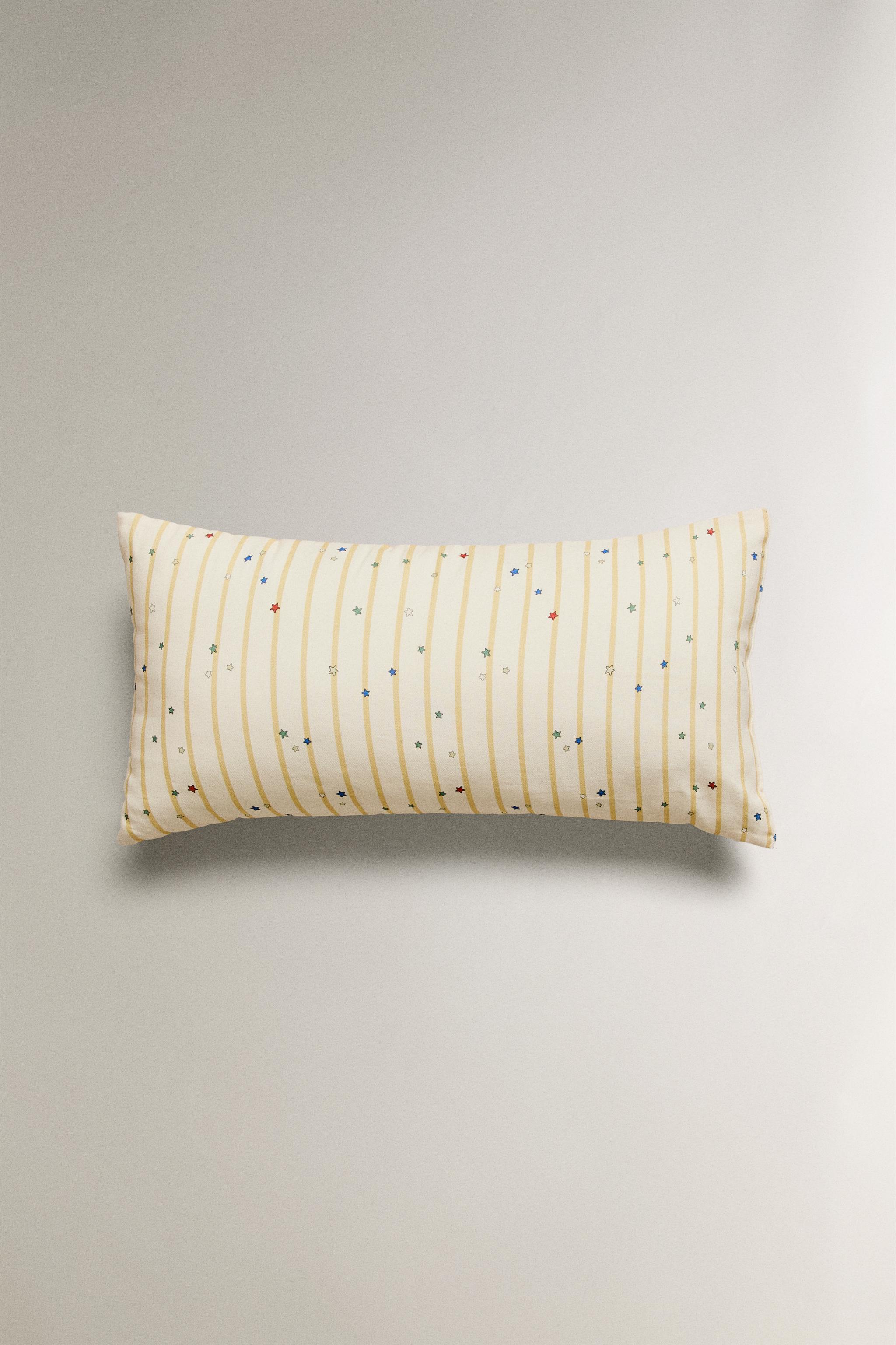 CHILDREN’S PEANUTS™ LONG THROW PILLOW