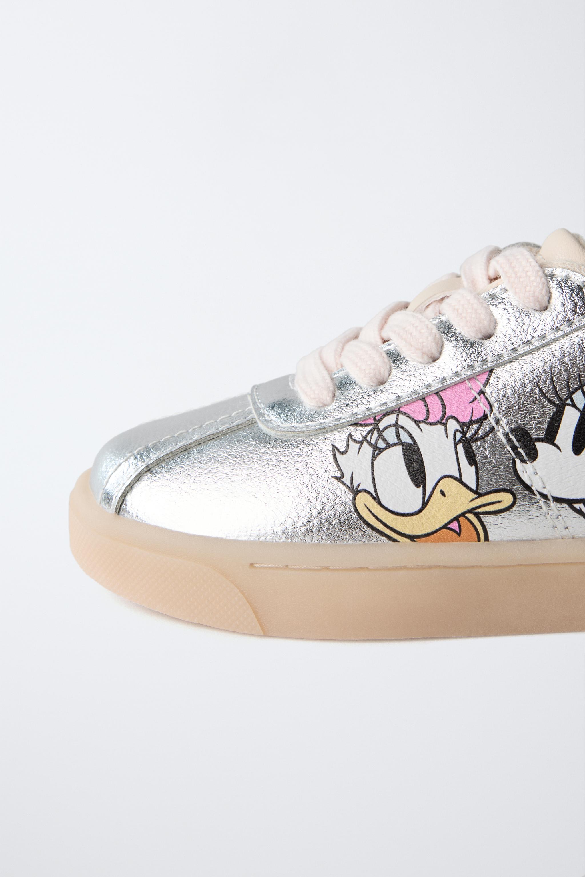 MINNIE MOUSE AND DAISY © DISNEY SNEAKERS