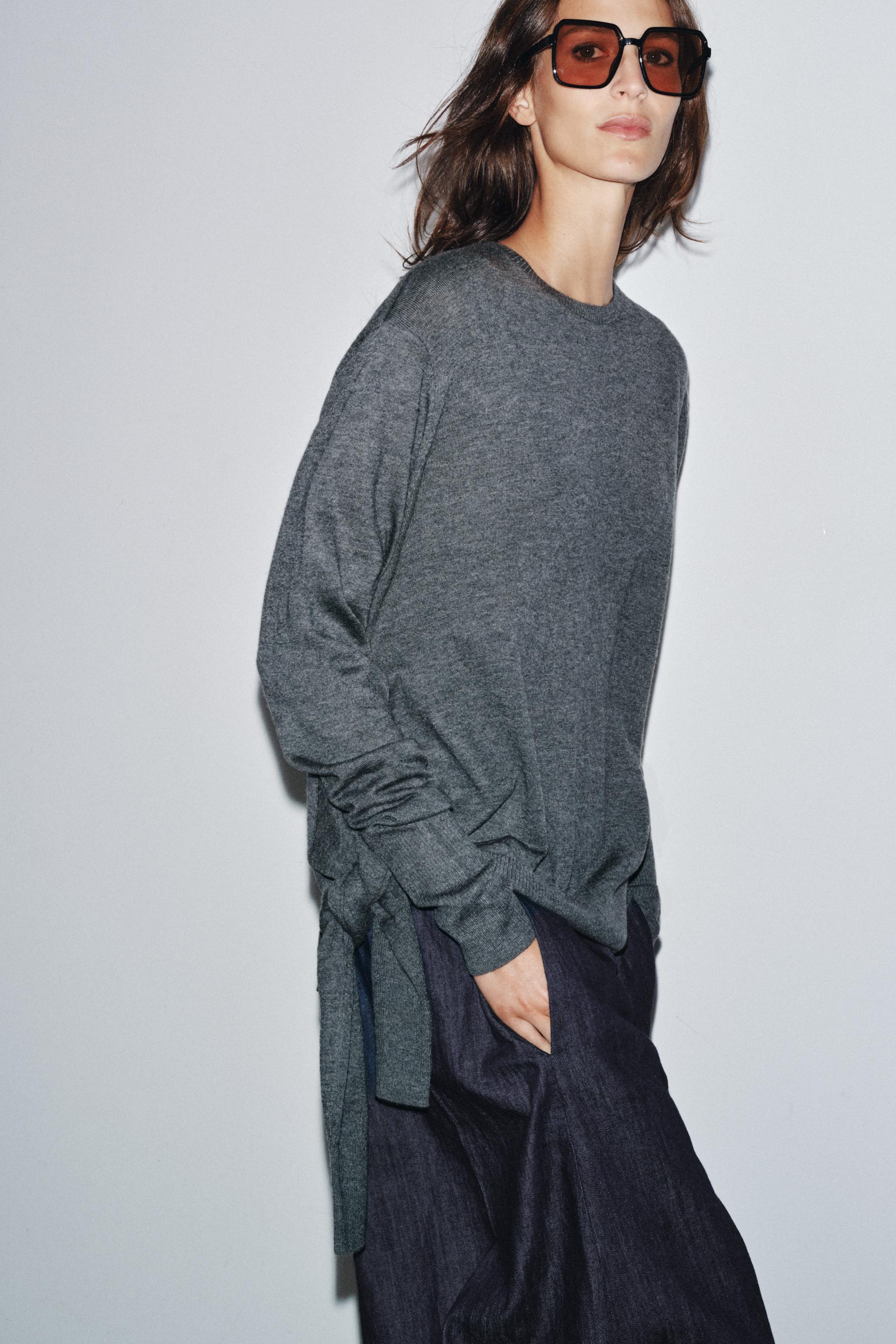 WOOL KNIT KNOT SWEATER