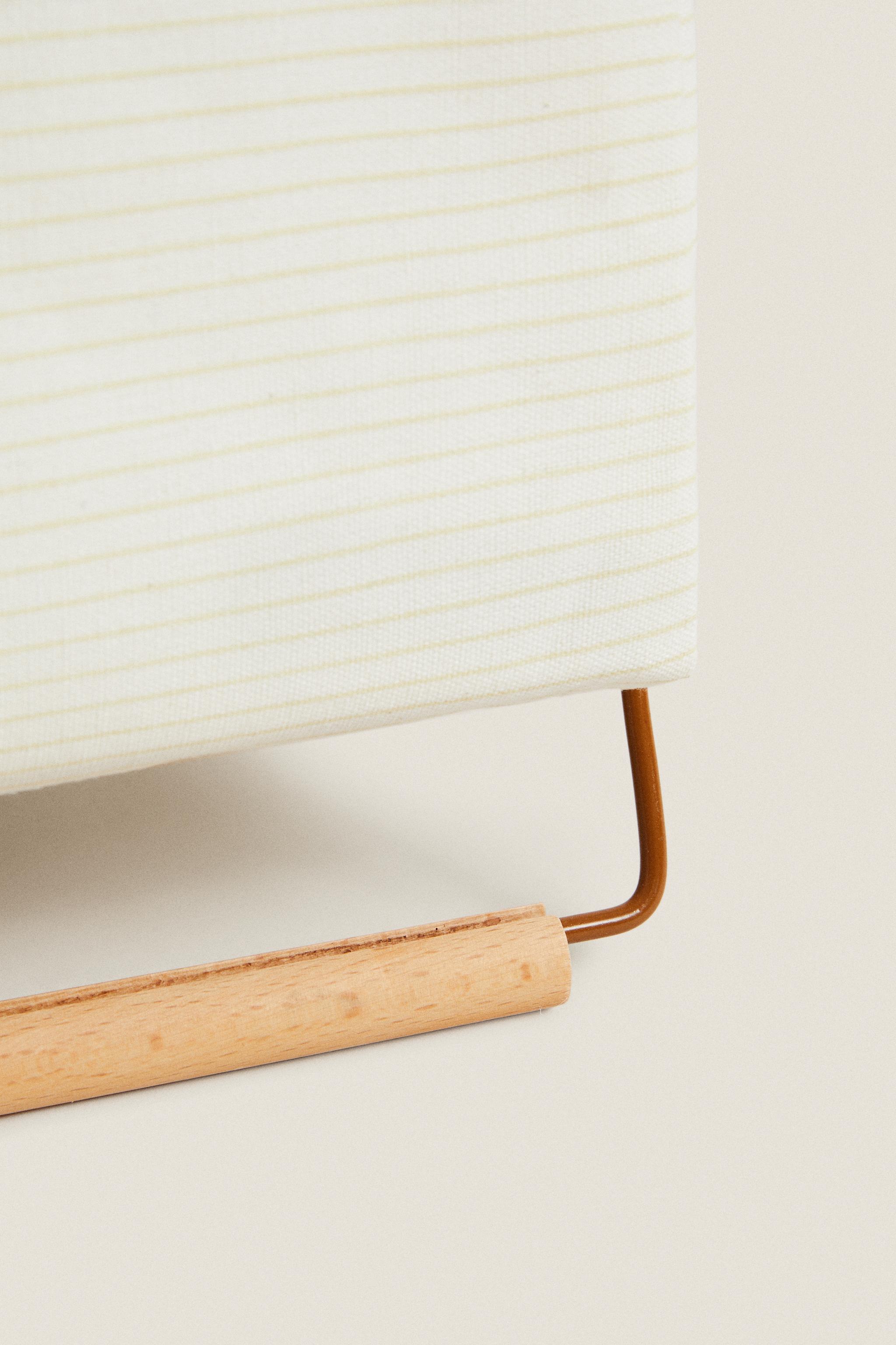 FOLDING LAUNDRY BASKET