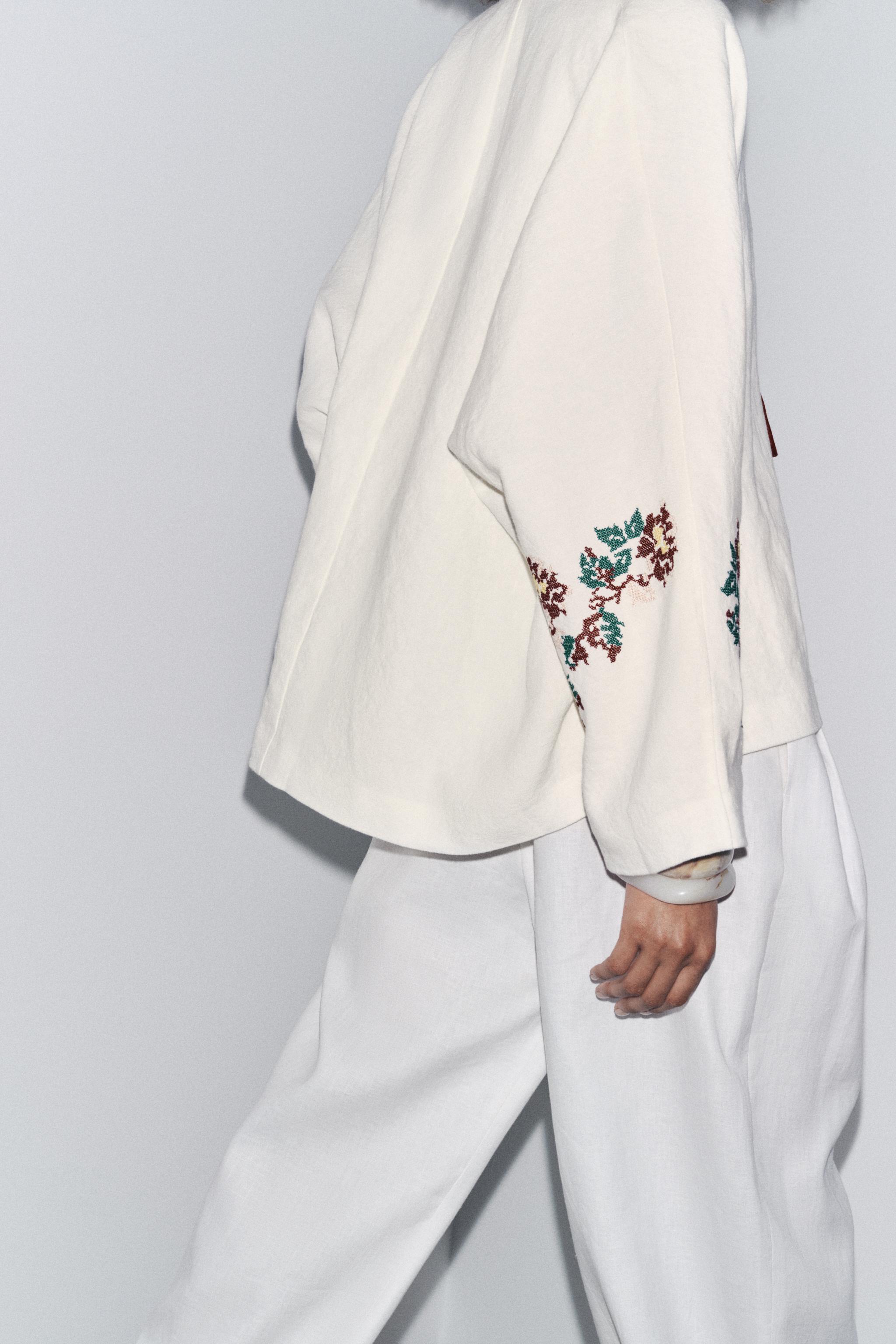 100% LINEN EMBROIDERED KIMONO