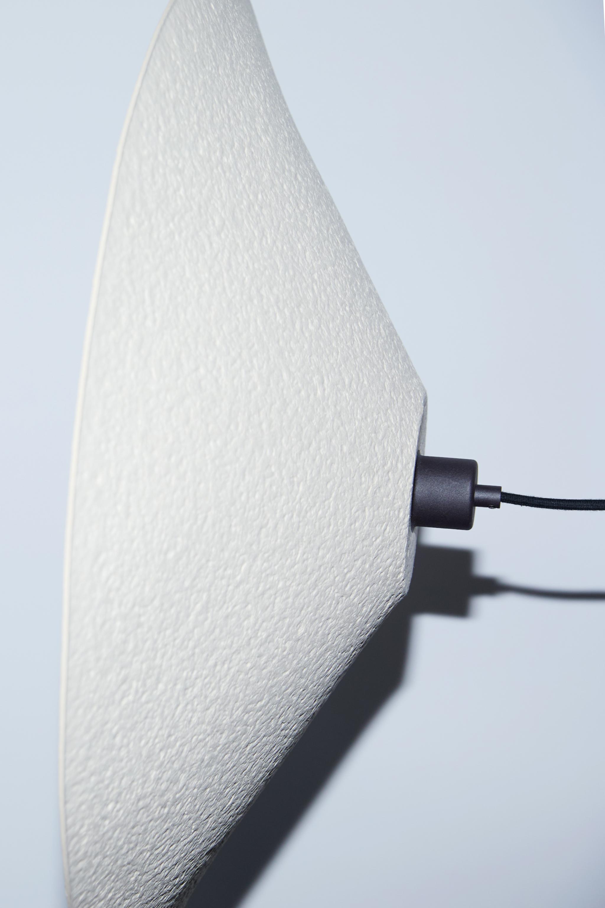 LARGE PAPER PENDANT LAMP