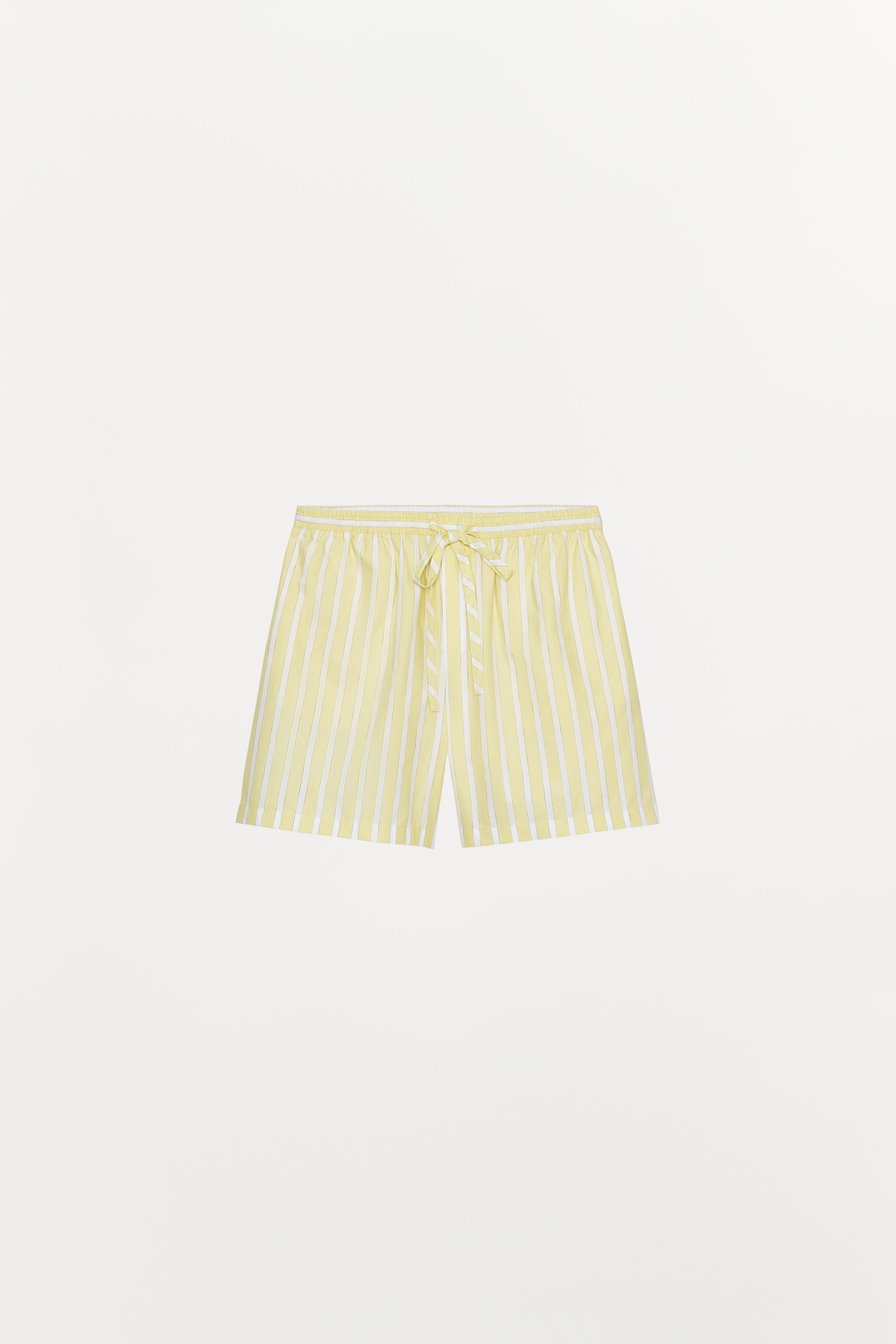 STRIPED PAJAMA SHORTS