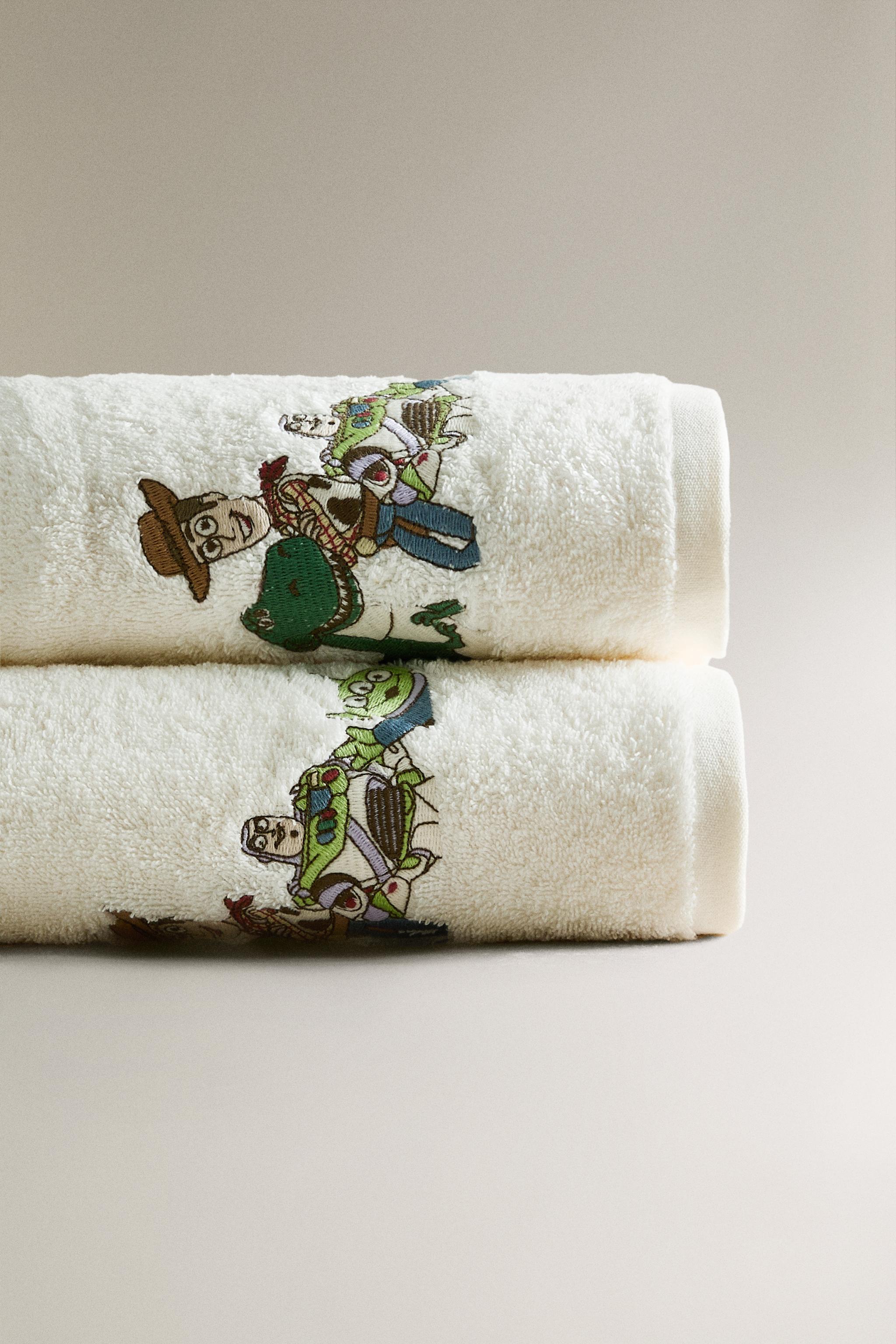 CHILDREN'S COTTON TERRYCLOTH TOWEL TOY STORY ©DISNEY/PIXAR