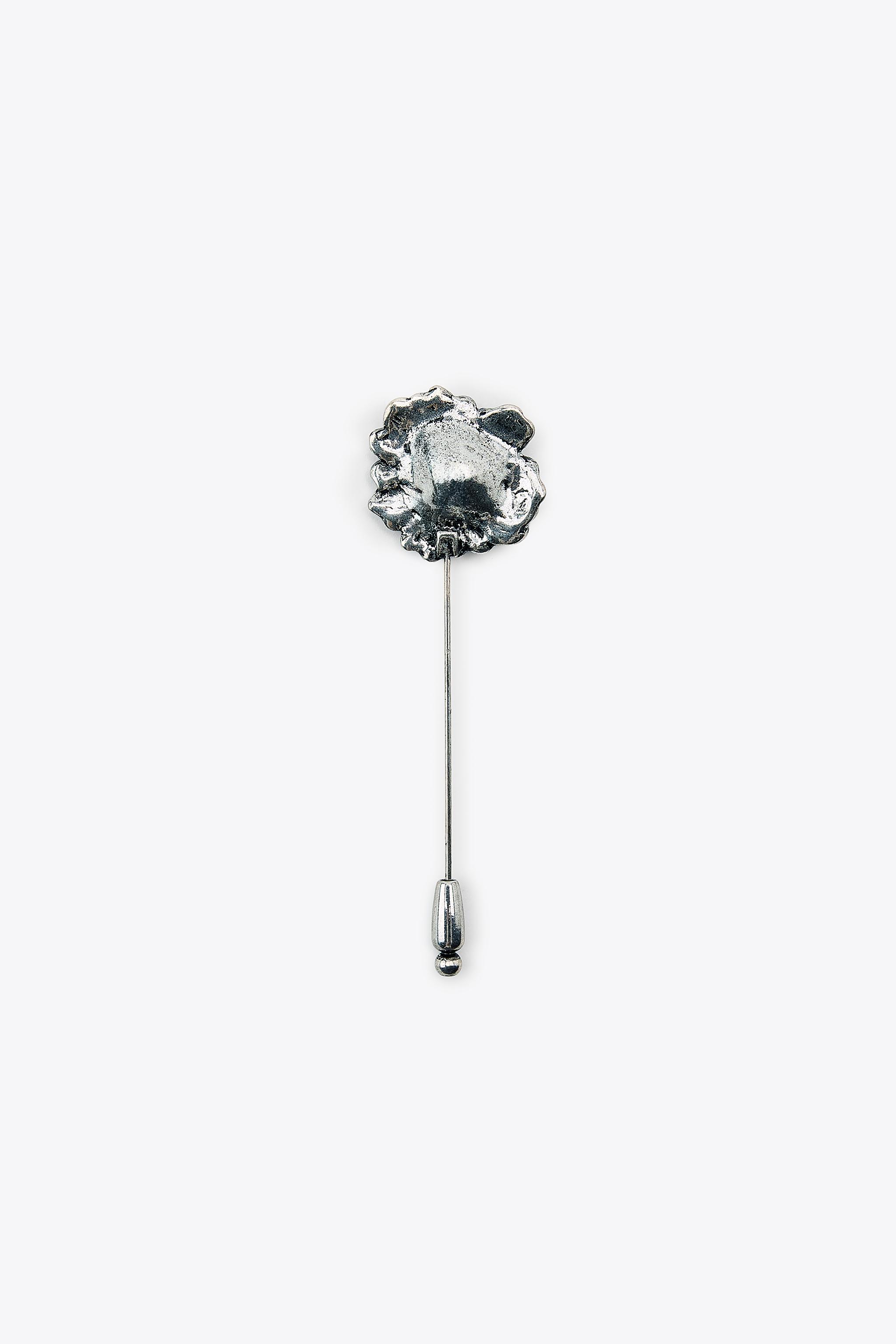 SPARKLY FLORAL PIN BROOCH