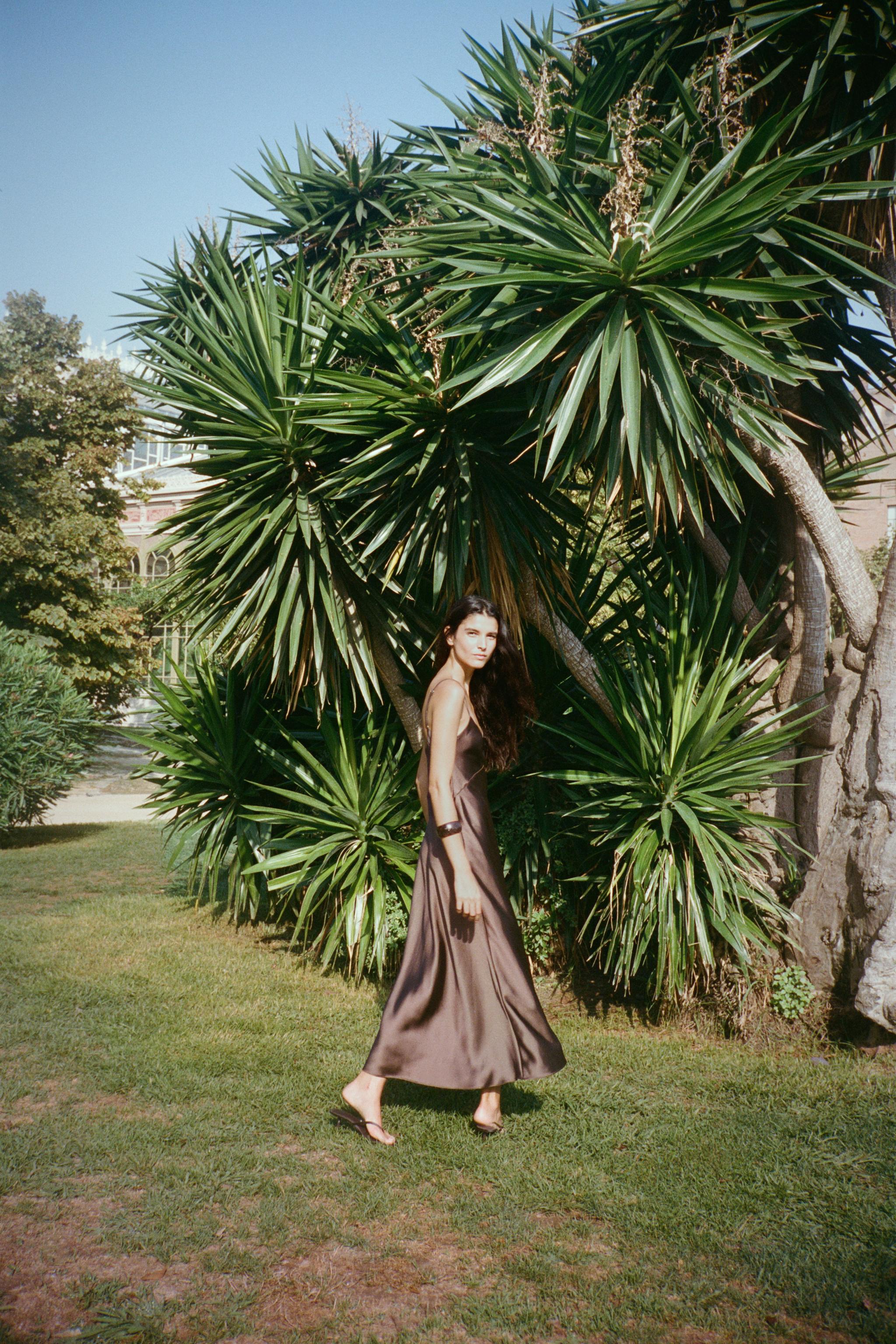 RUCHED SATIN EFFECT MIDI DRESS