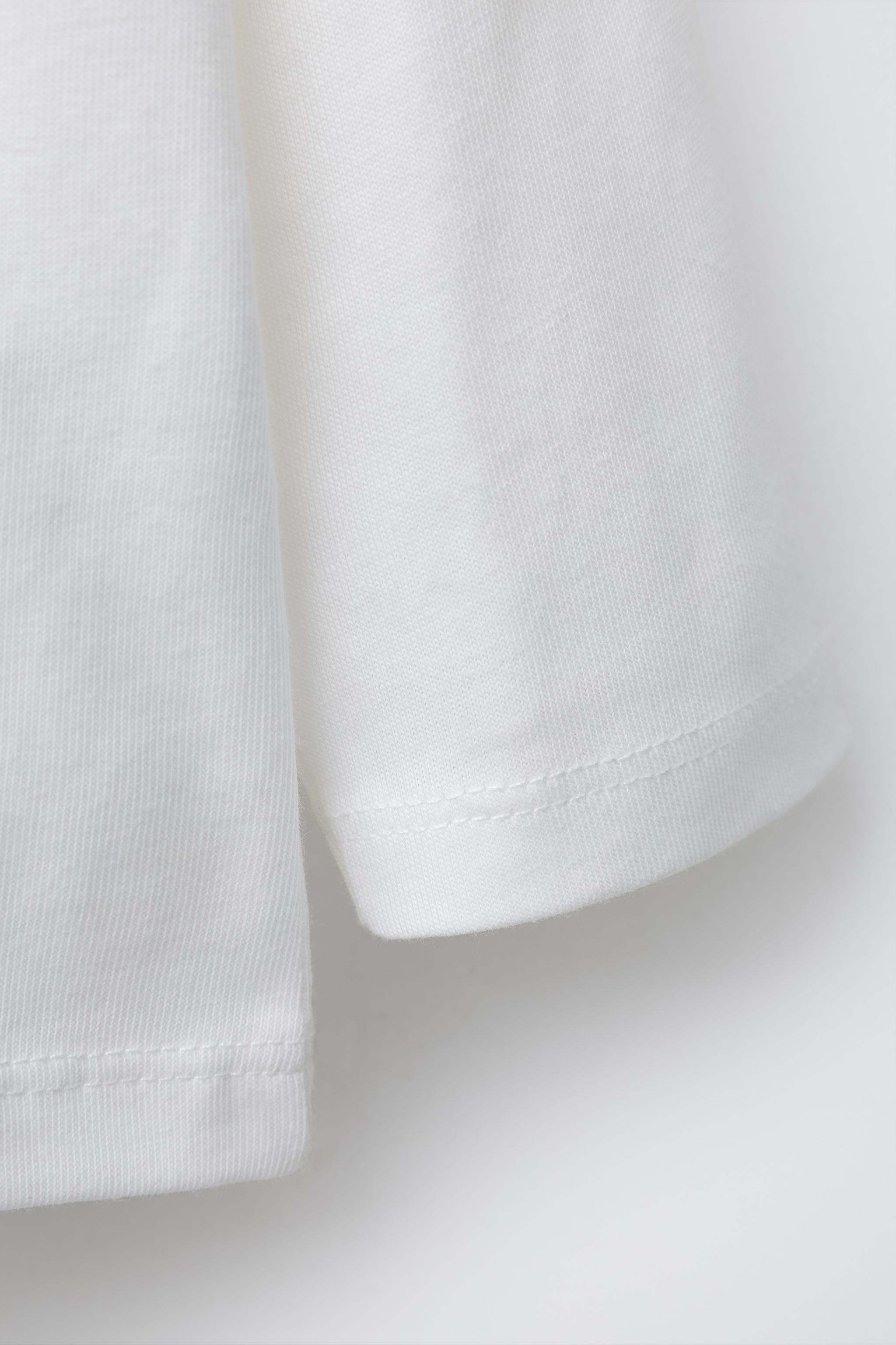 ANIMAL AND BOW T-SHIRT