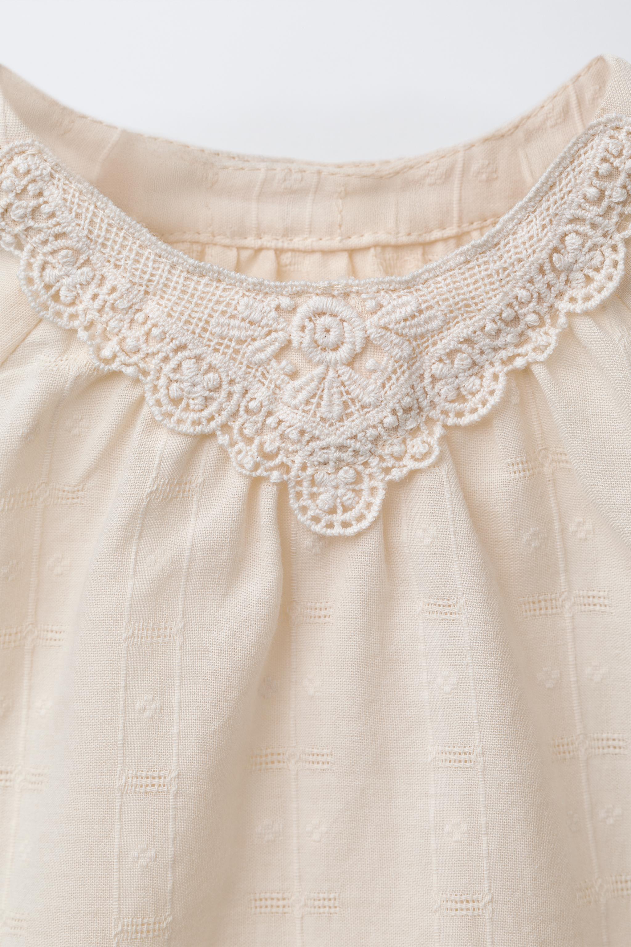 EMBROIDERED AND LACE BLOUSE