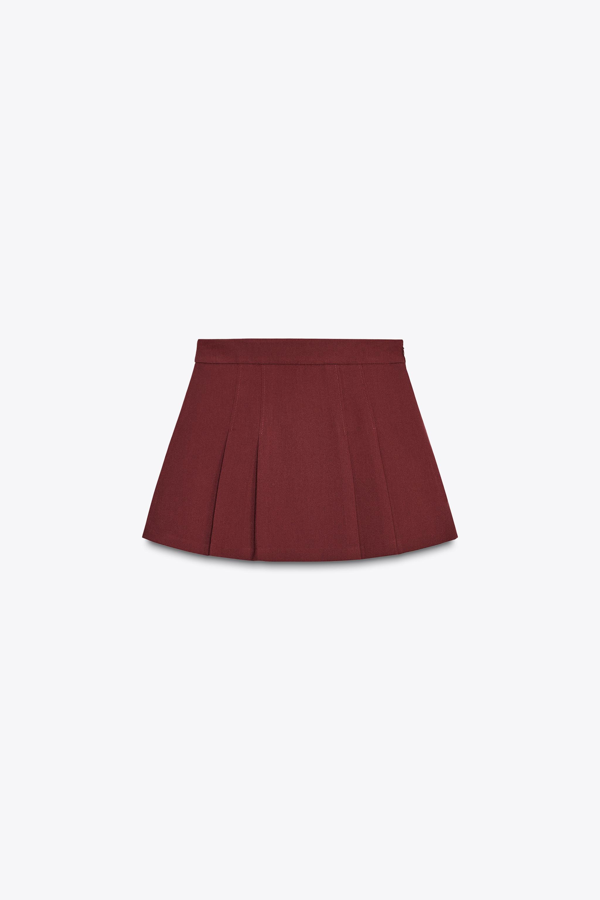 PLEATED SPLIT SKIRT