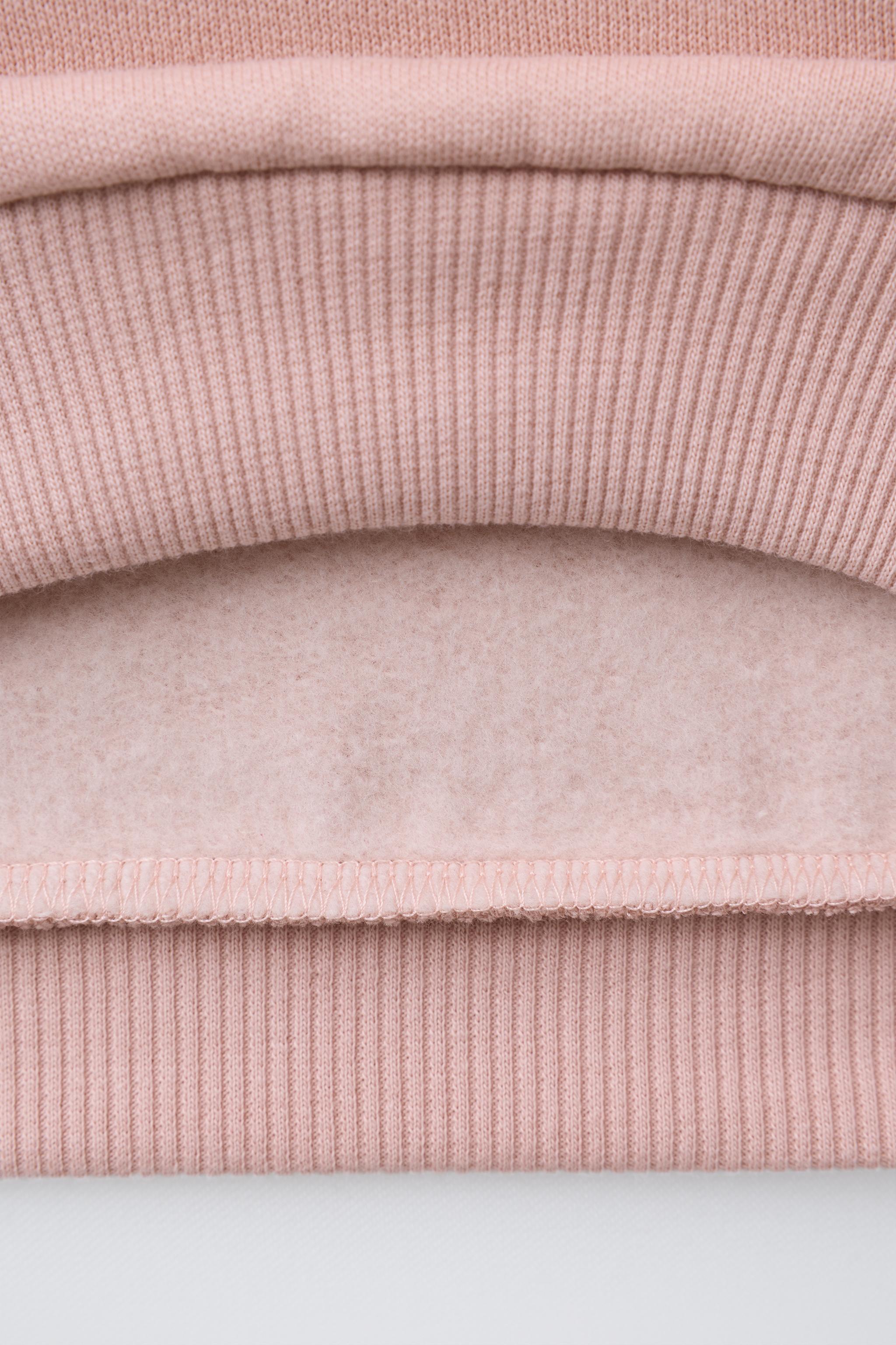 HELLO KITTY © SANRIO SWEATSHIRT AND FLORAL LEGGING SET