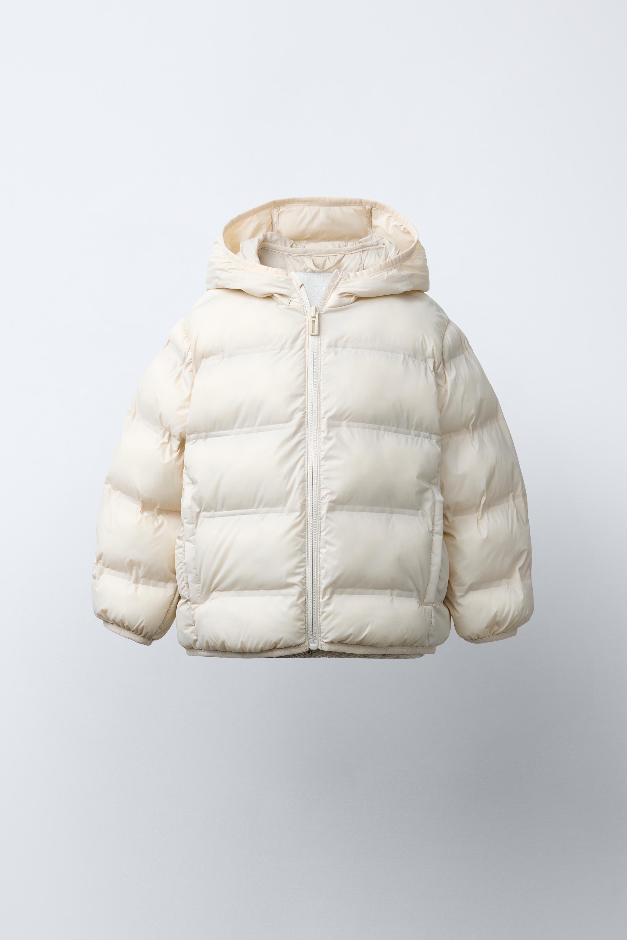 LIGHTWEIGHT HOODED PUFFER JACKET