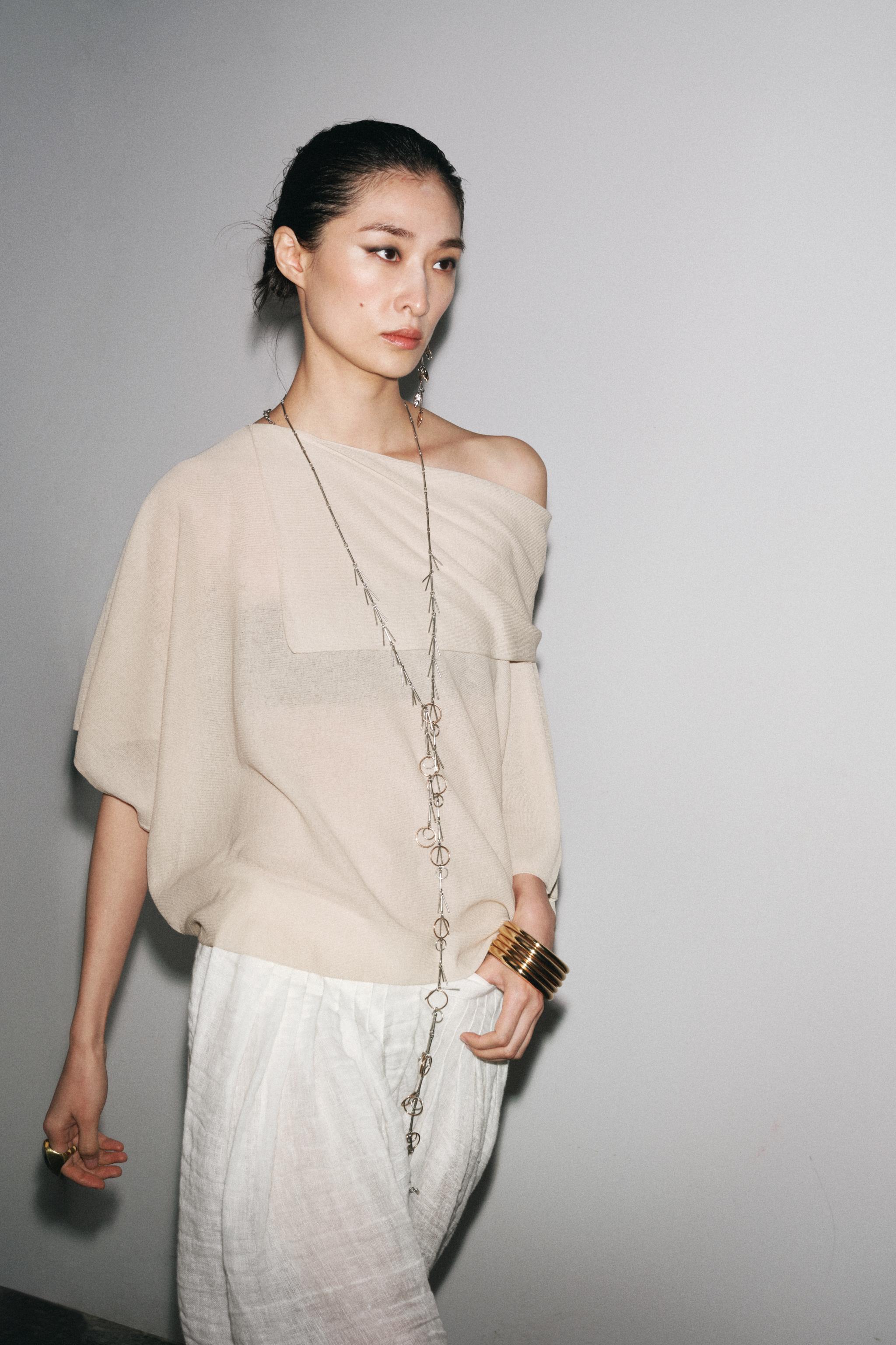 SMOOTH KNIT LAYER TOP
