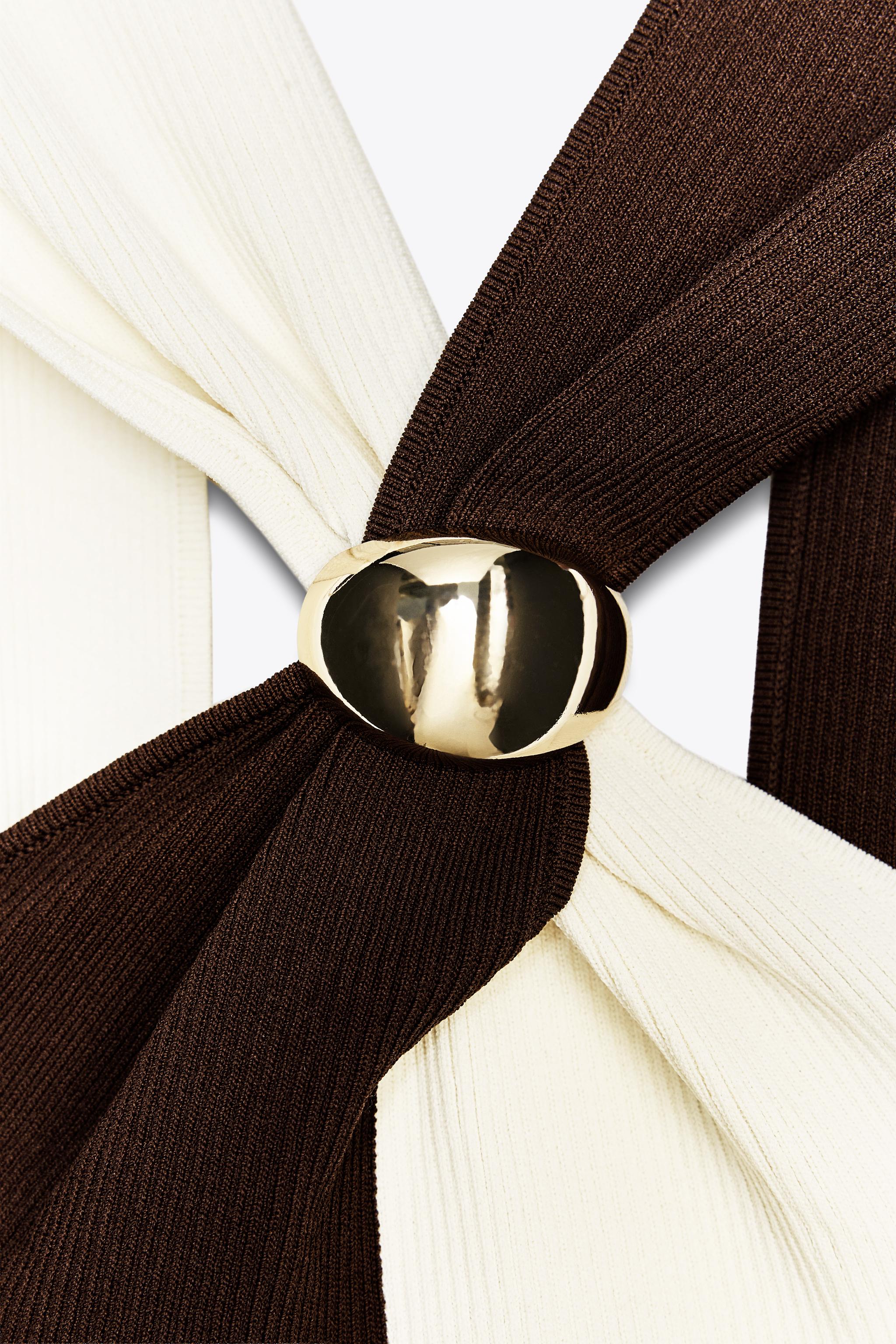 HALTER TOP WITH HARDWARE DETAIL