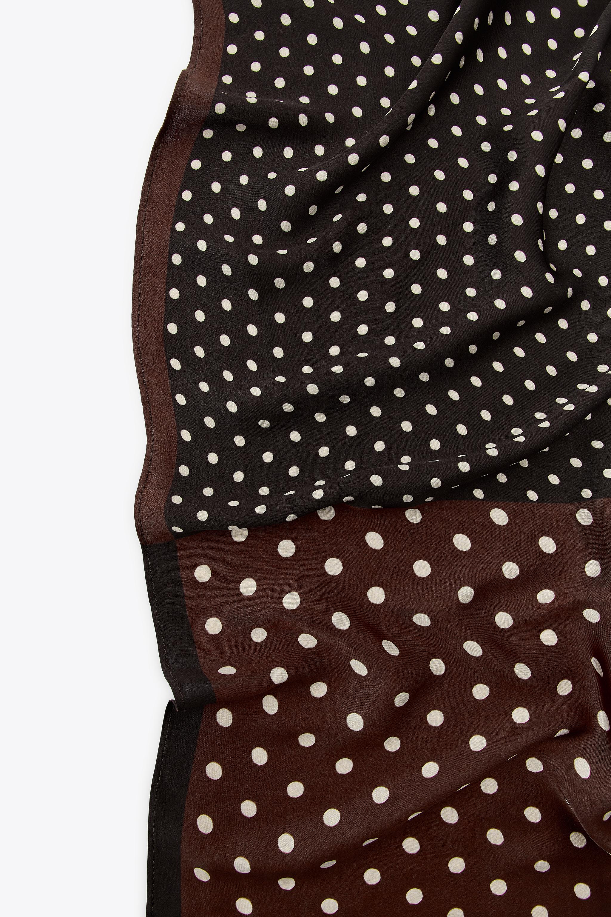 DOT PRINT SCARF
