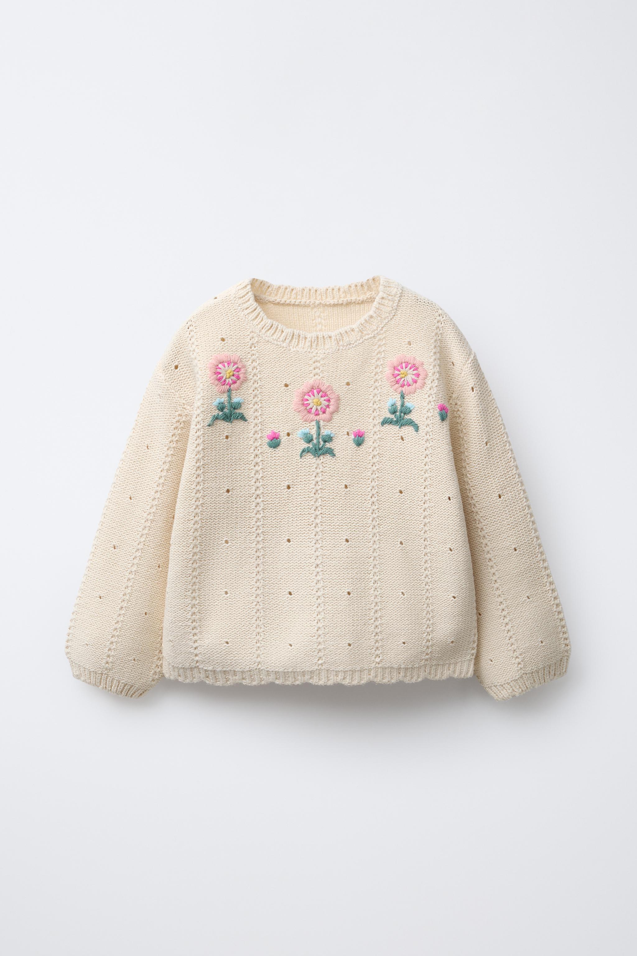 FLORAL EMBROIDERED KNIT SWEATER