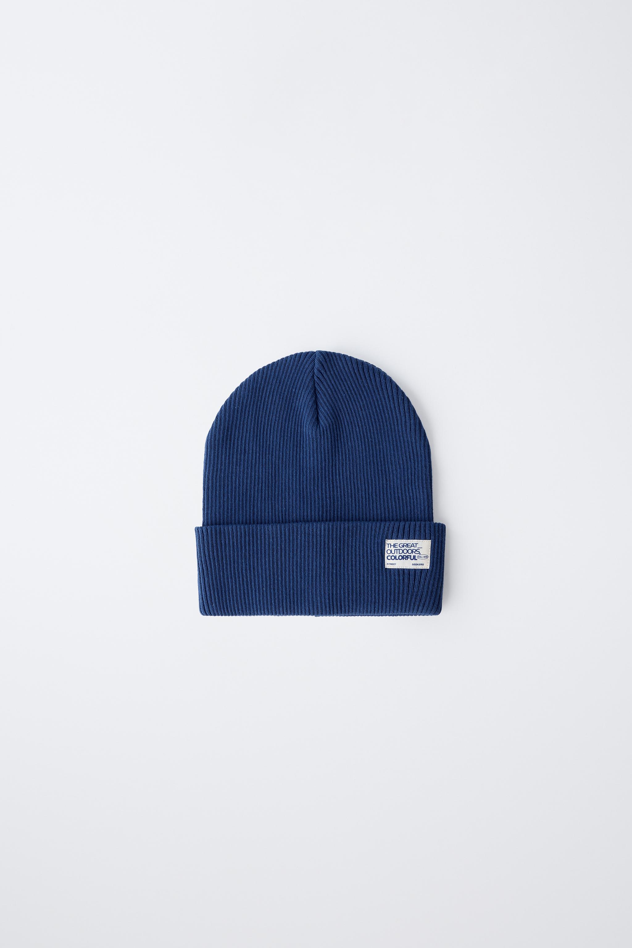 RIBBED KNIT HAT WITH LABEL
