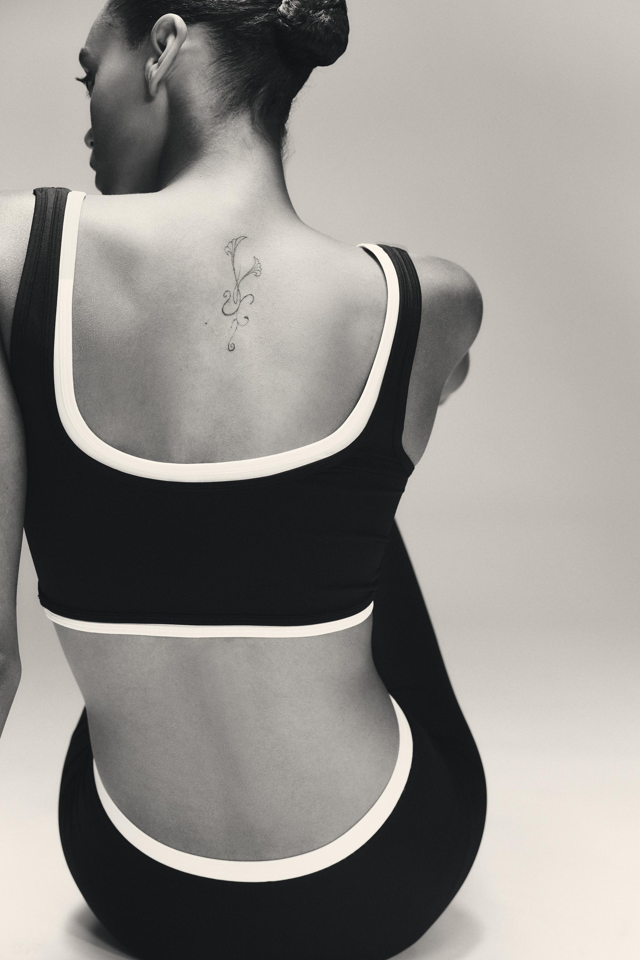 DOUBLE EFFECT SPORTS CROP TOP