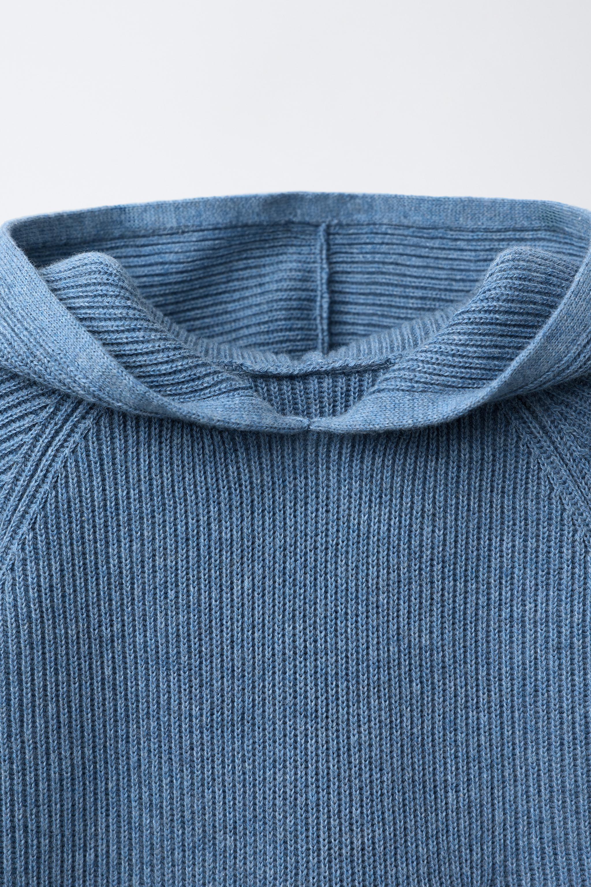 HOODED KNIT SWEATER WITH POCKET