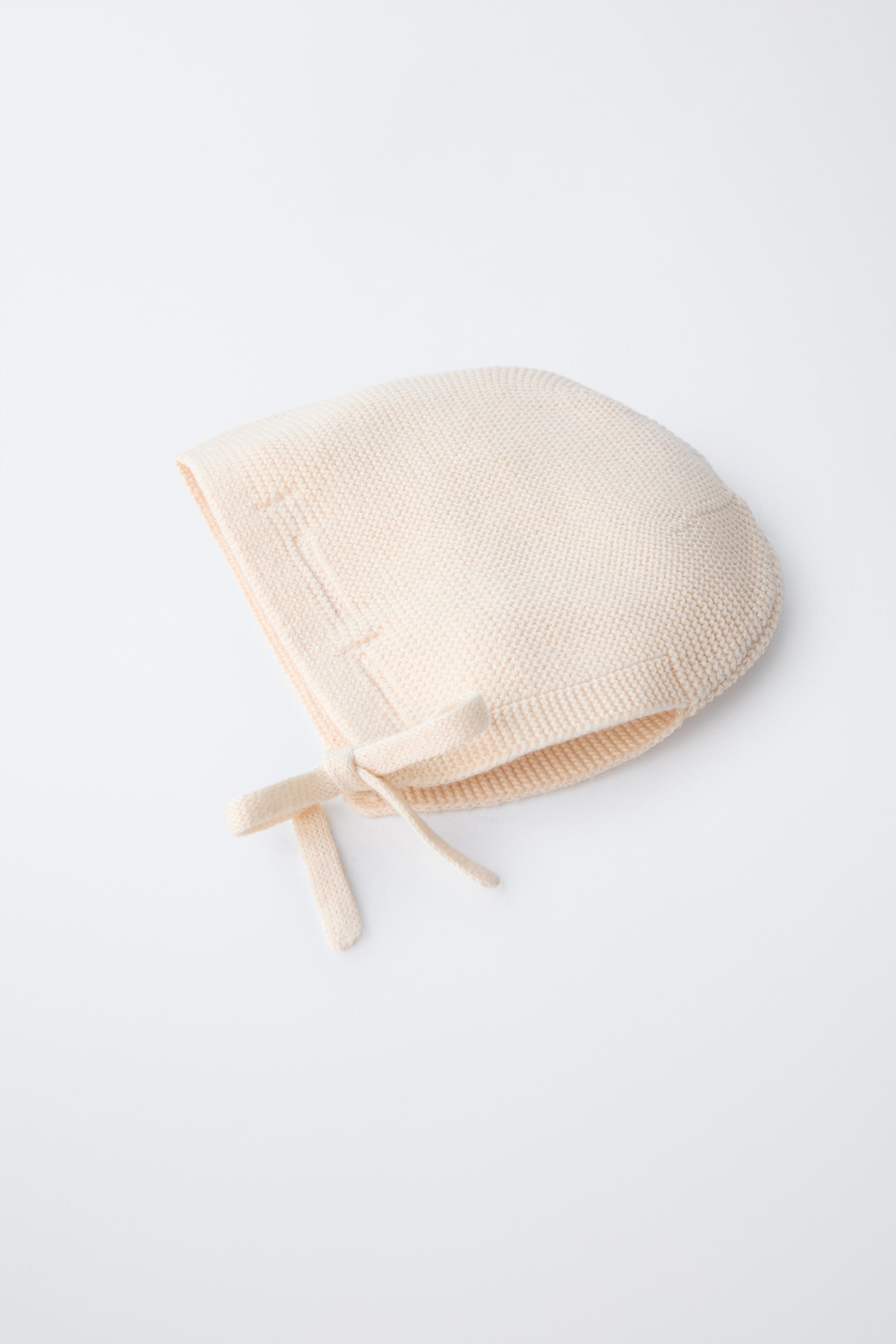 KNIT BONNET