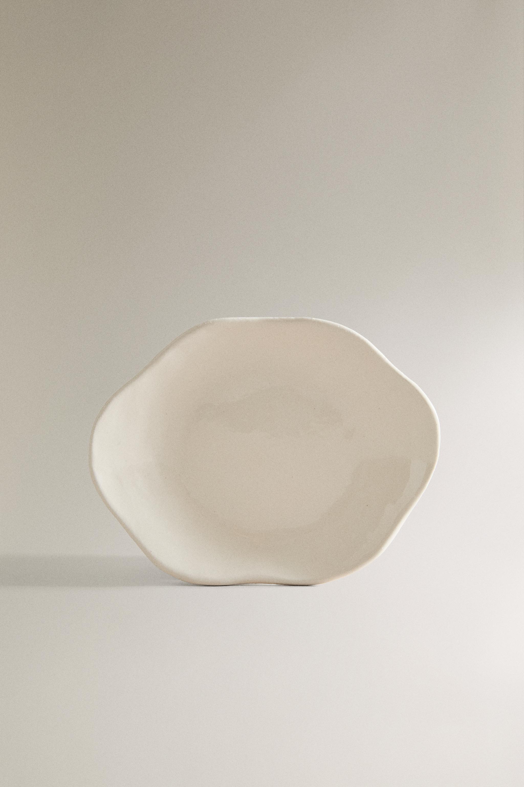 CERAMIC MATTE SOAP DISH