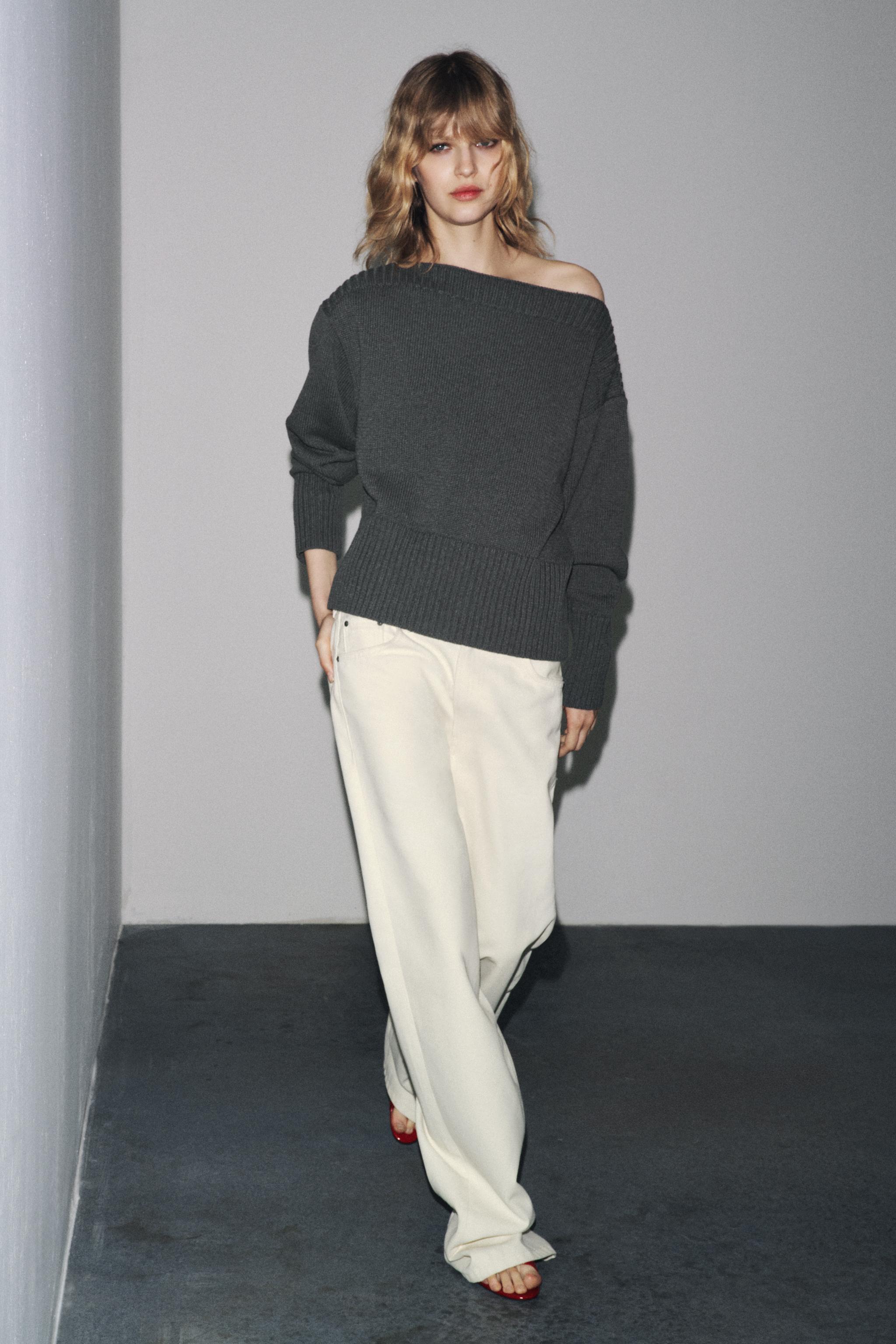 BOAT NECK KNIT SWEATER