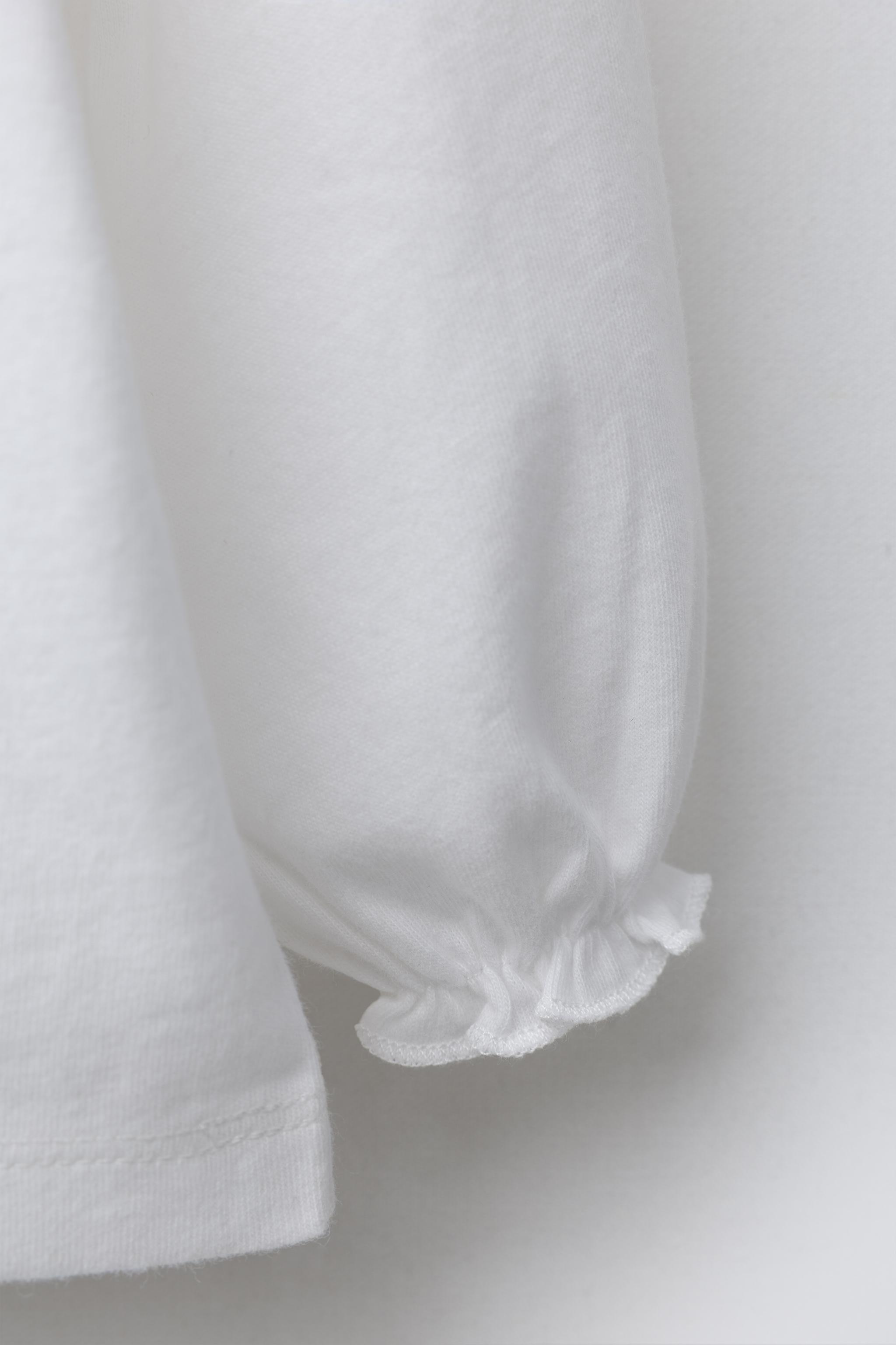 EMBROIDERED COLLAR T-SHIRT