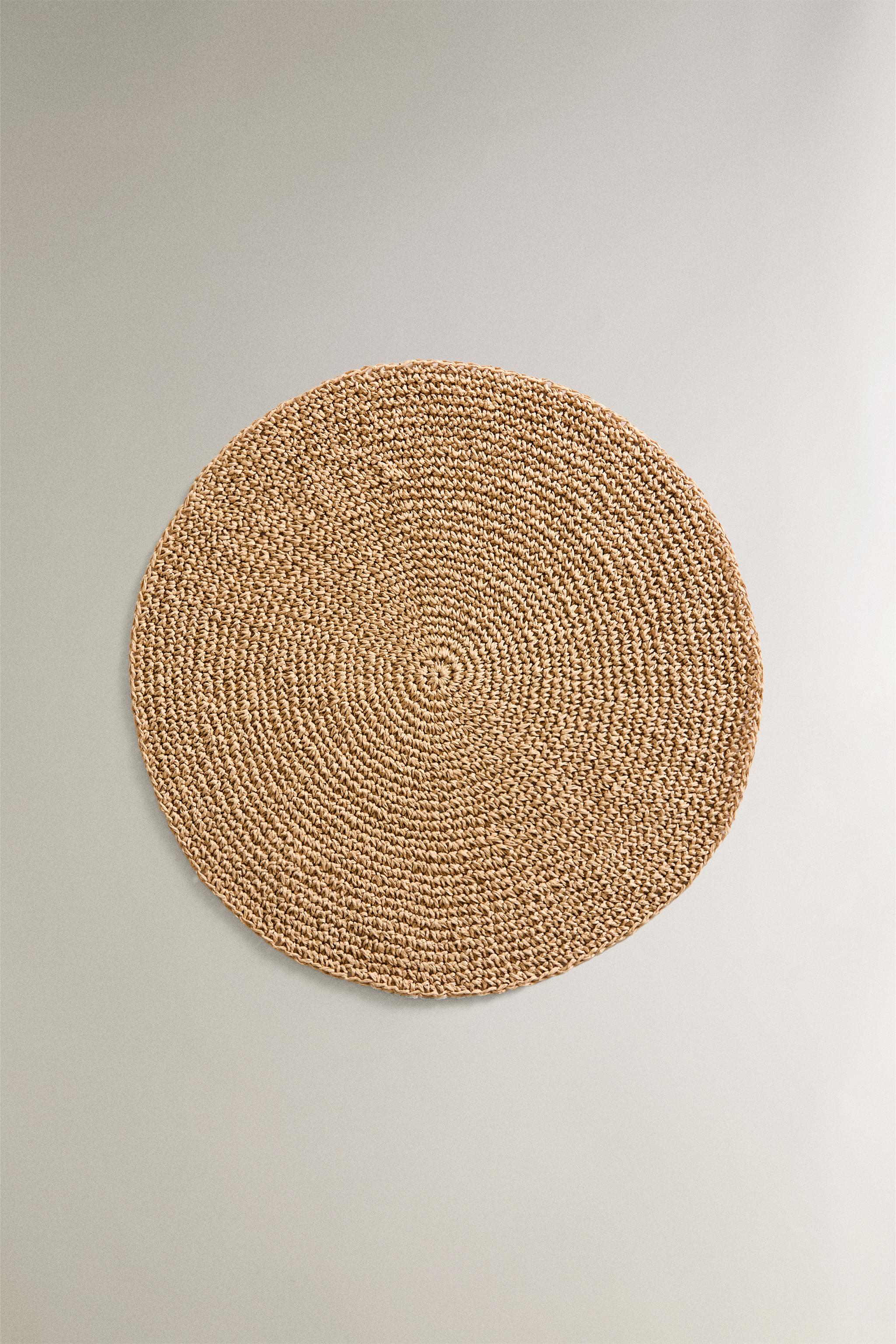 ROUND PAPER PLACEMAT