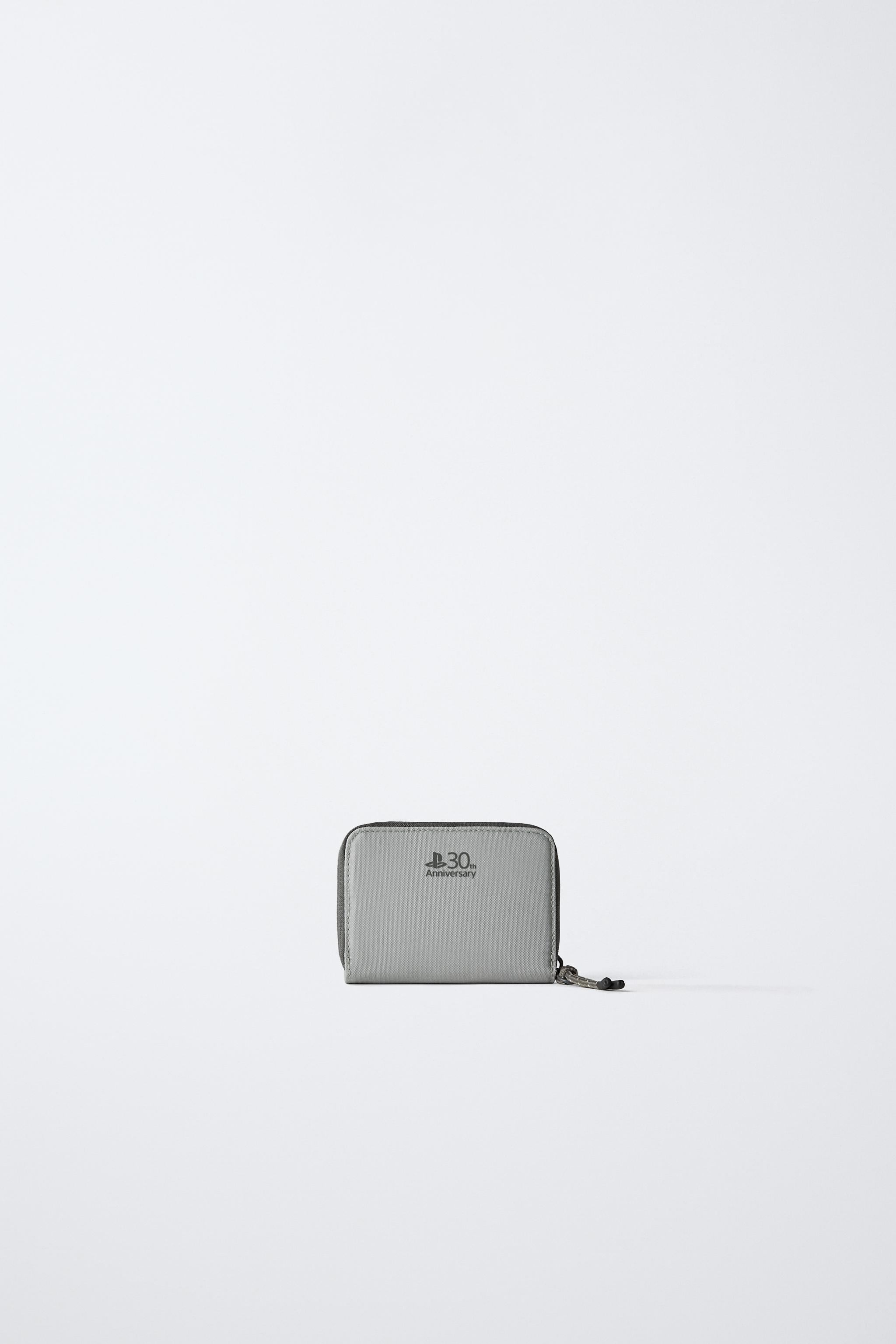 PLAYSTATION ™ 30TH ANNIVERSARY WALLET