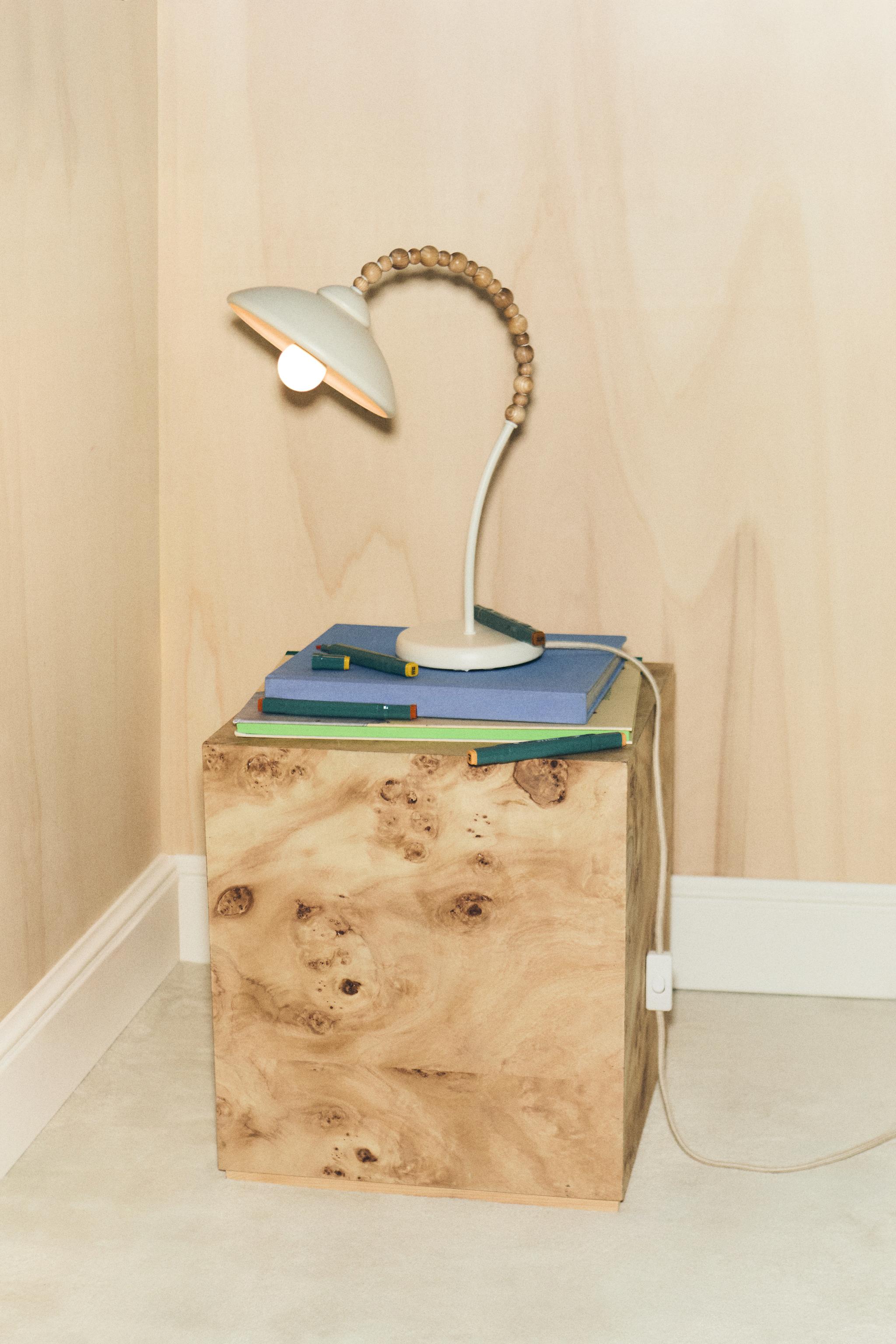 CHILDREN'S DESK LAMP