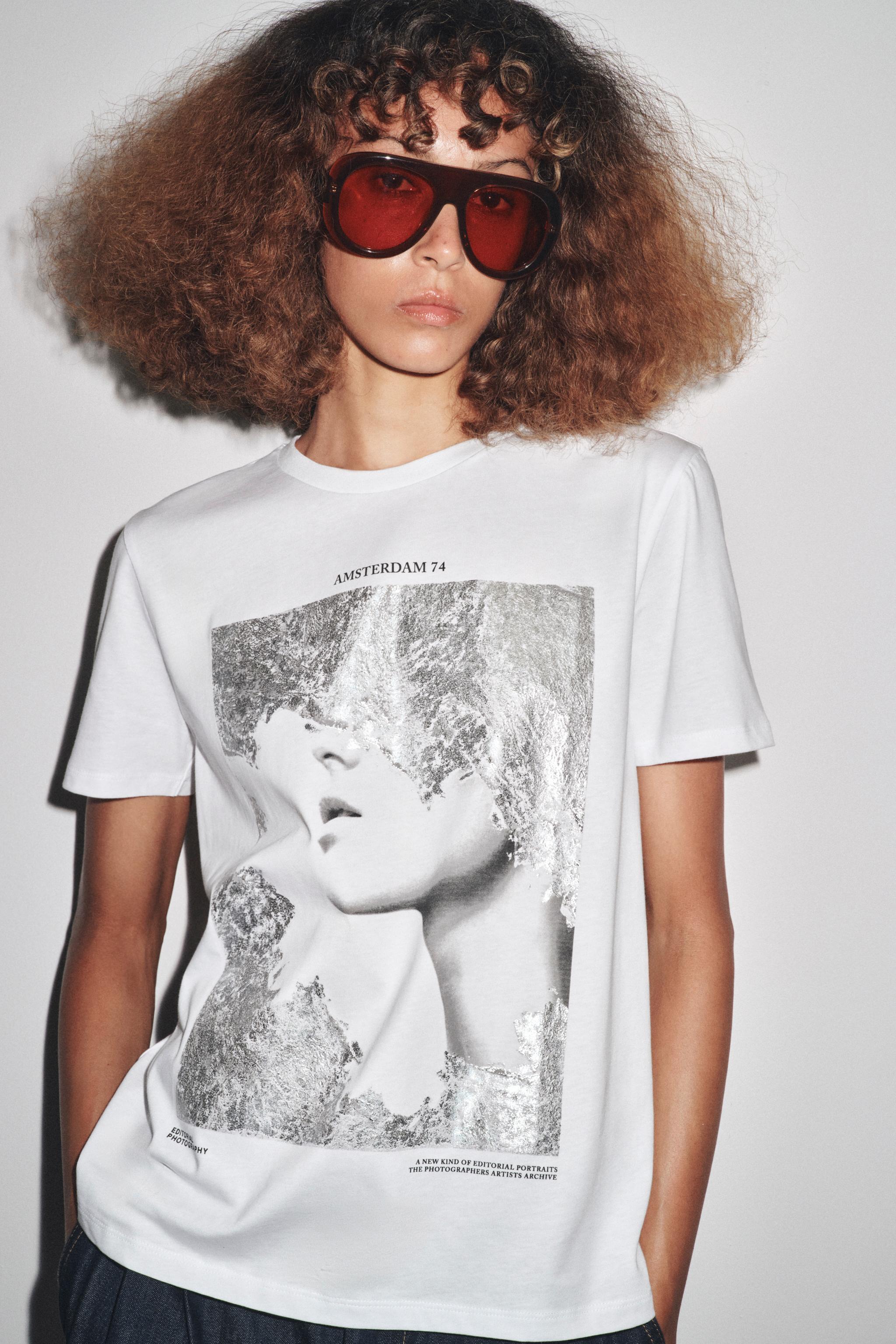 METALLIC PRINT T-SHIRT