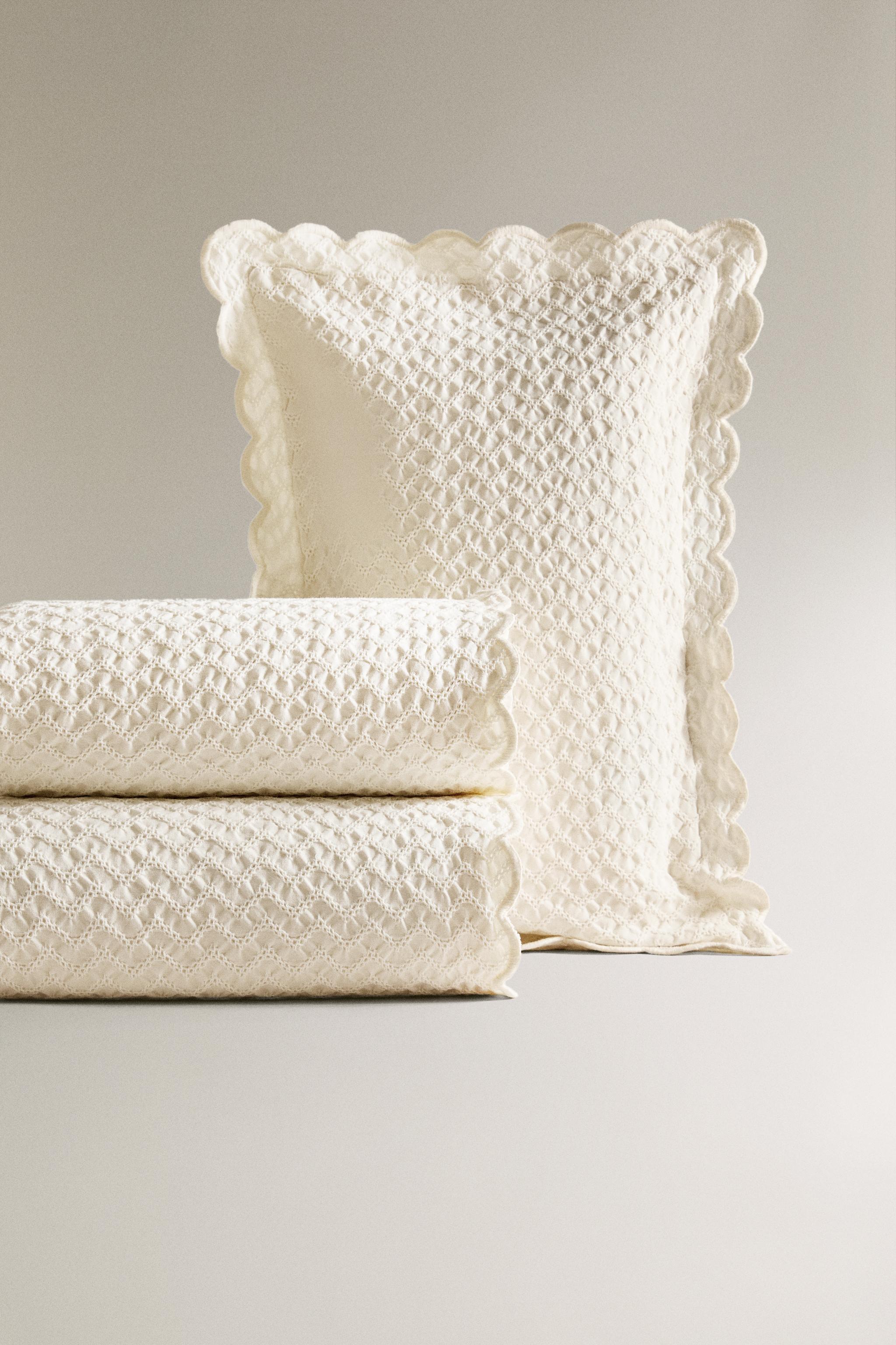 CHILDREN'S MINI WAFFLE-KNIT BEDSPREAD