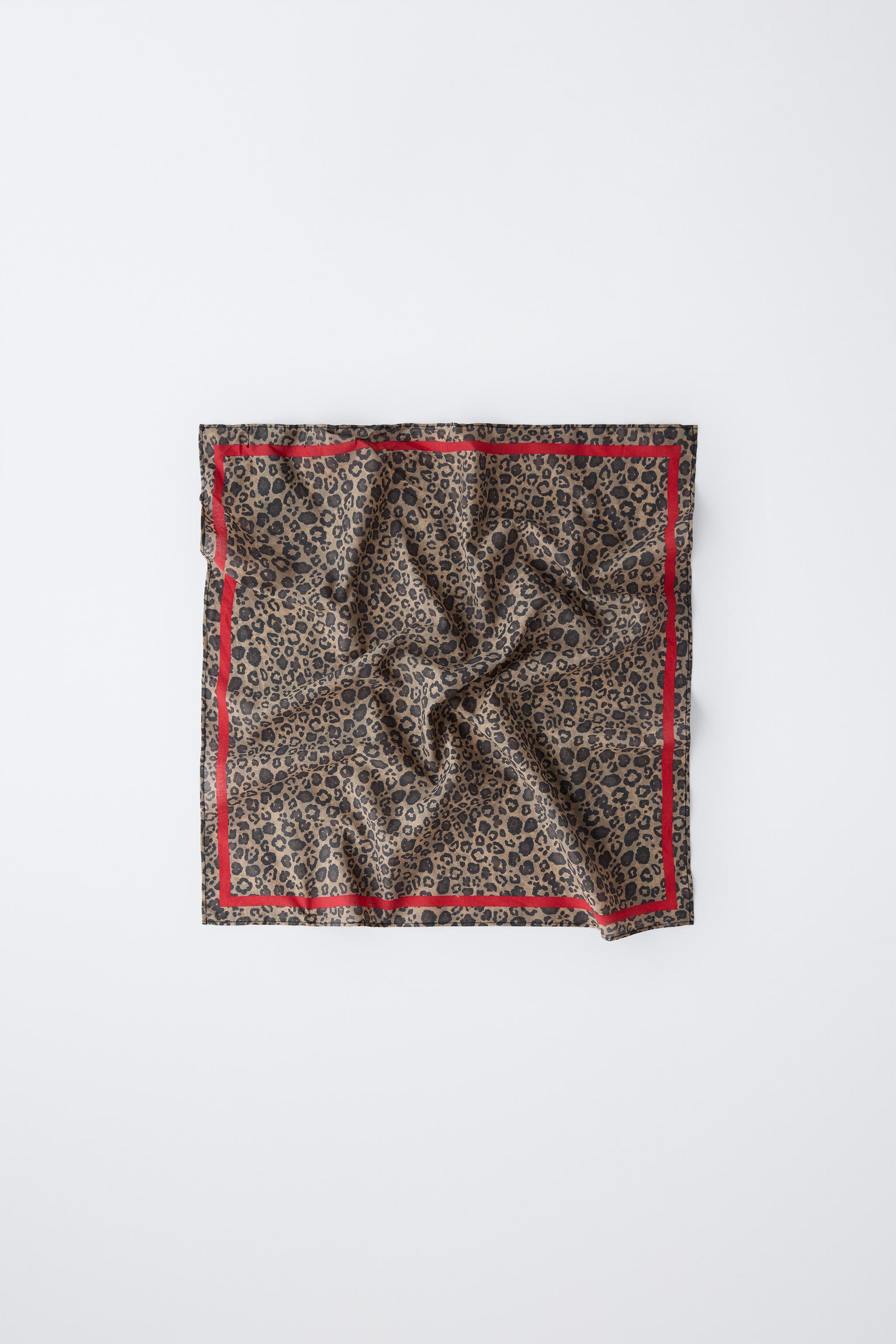 SQUARE ANIMAL PRINT BANDANA