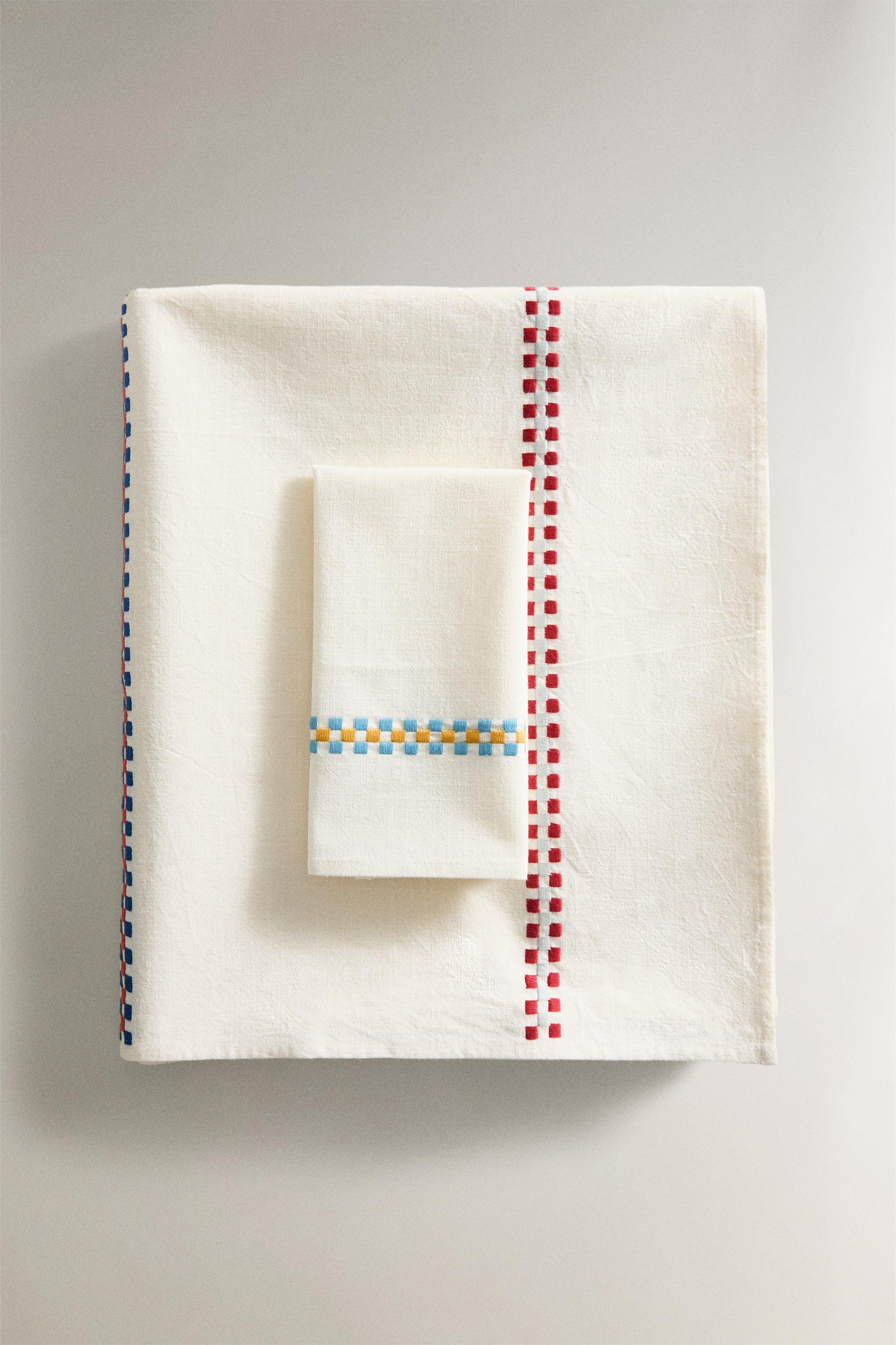 MULTICOLORED EMBROIDERED COTTON TABLECLOTH