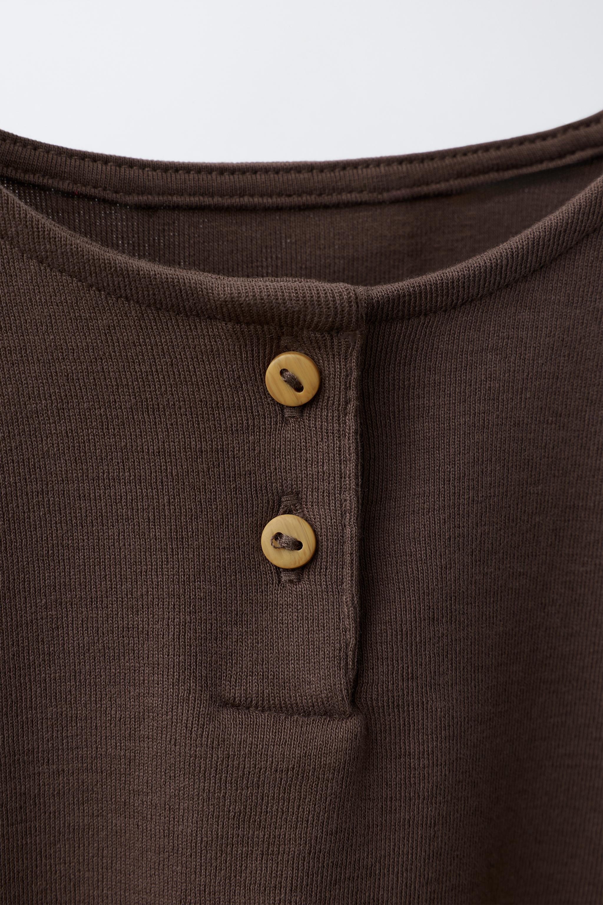 PLAIN T-SHIRT AND PANTS SET