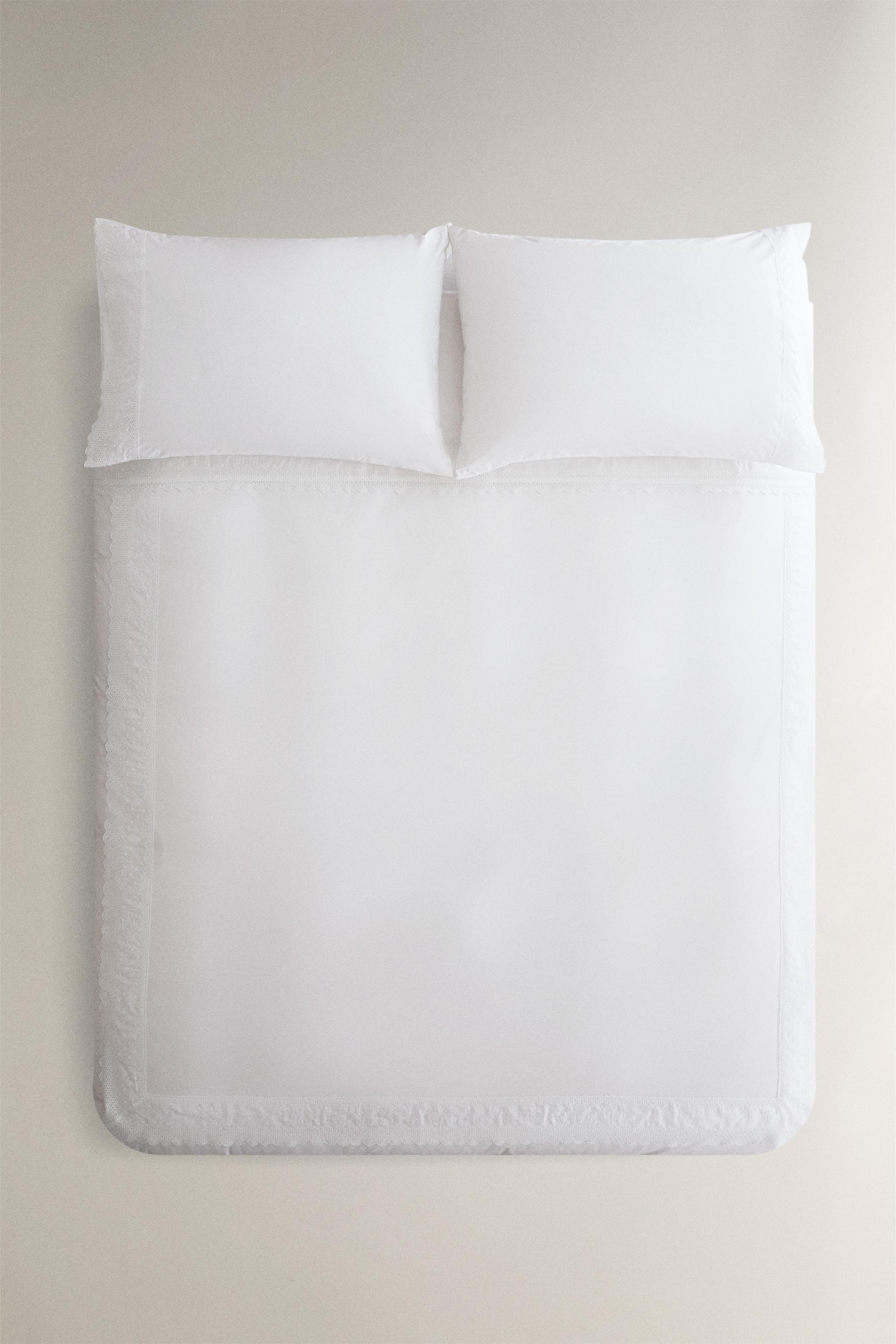 EMBROIDERED DUVET COVER