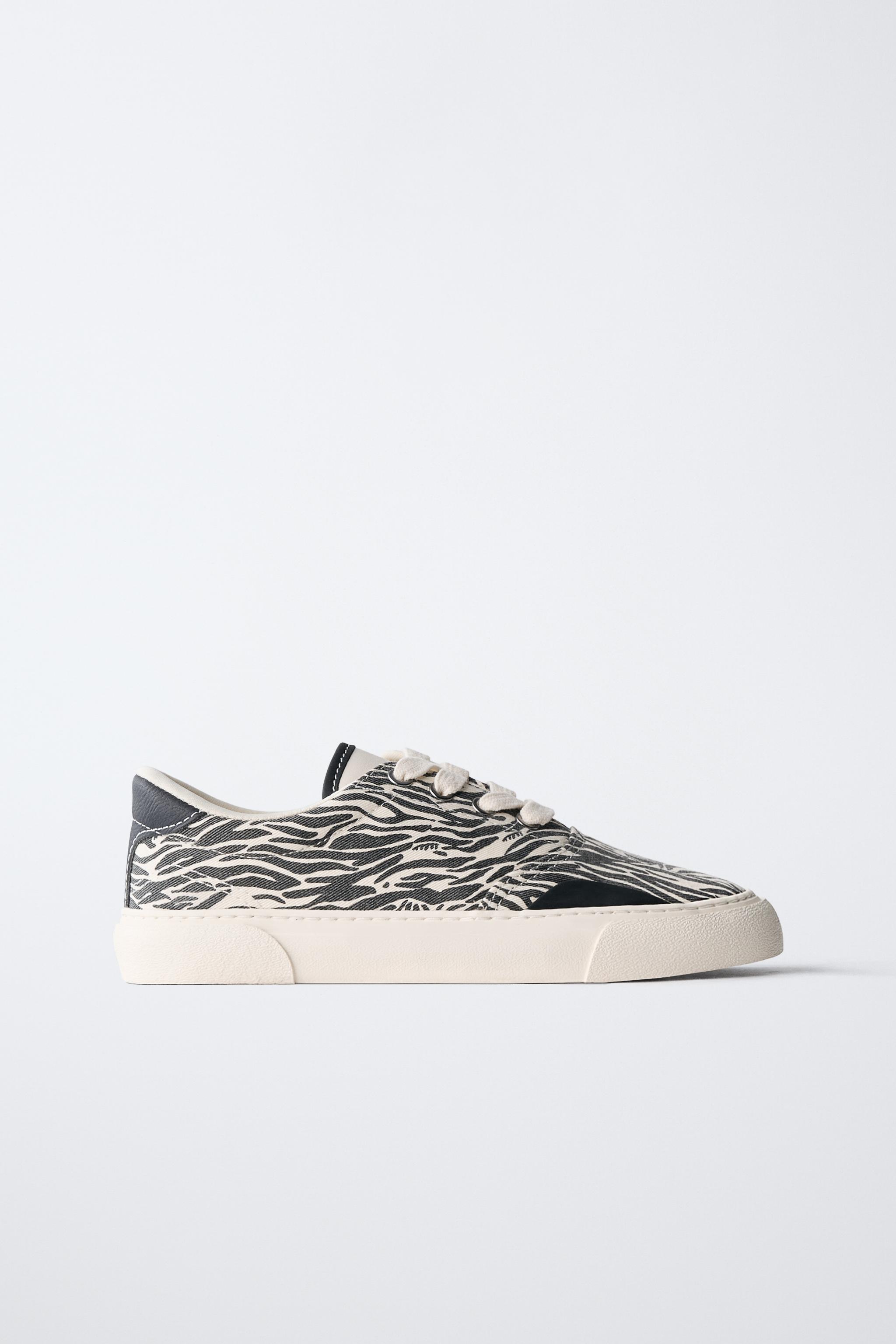 ANIMAL PRINT SNEAKERS