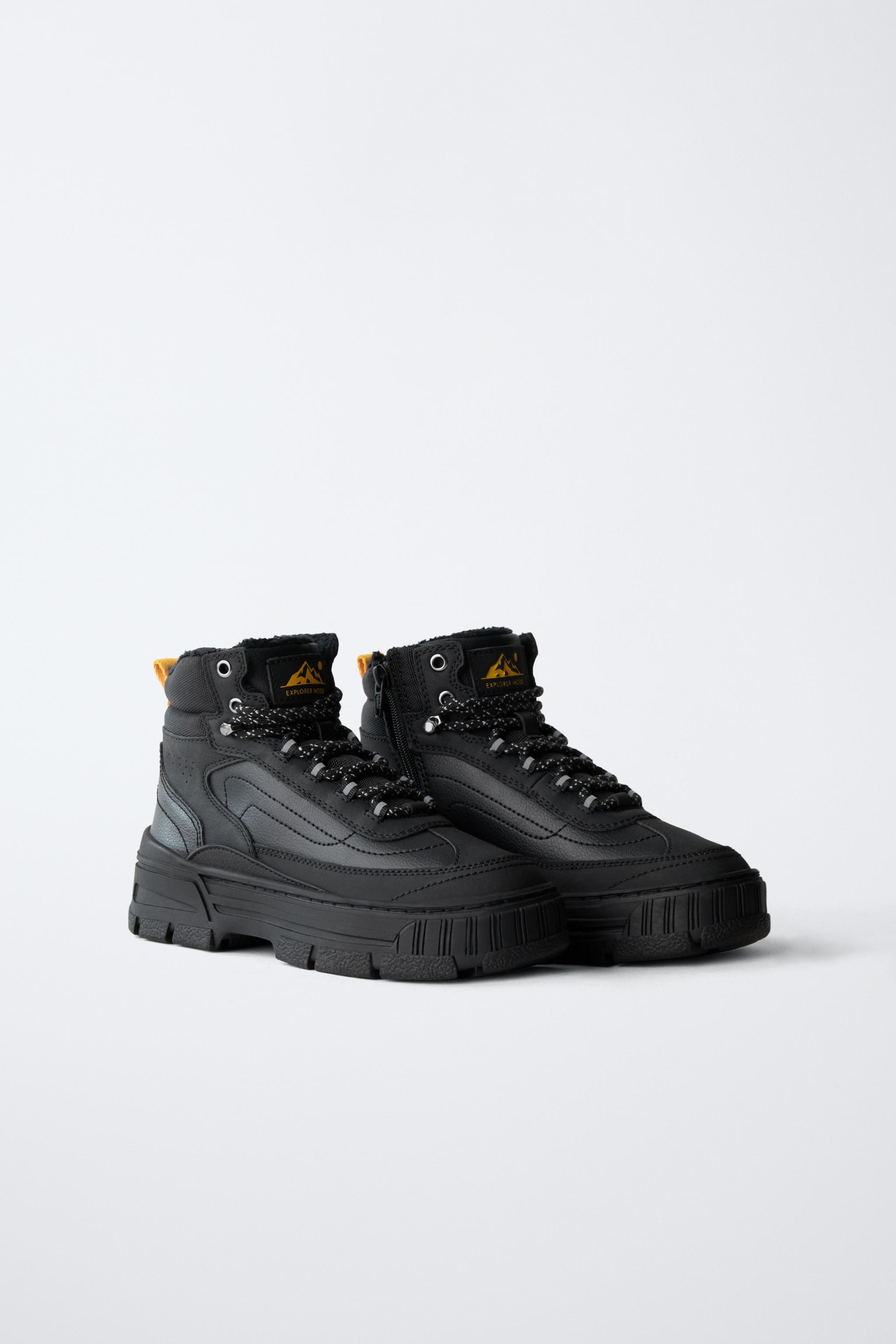 MOUNTAIN ANKLE BOOTS